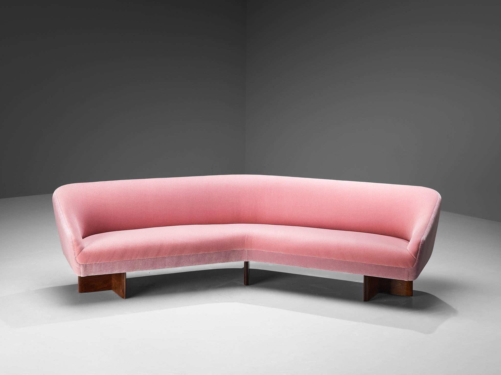 Late 20th Century Rare Vladimir Kagan 'Wide Angle' Sofa in Purple Pink Mohair and Walnut 