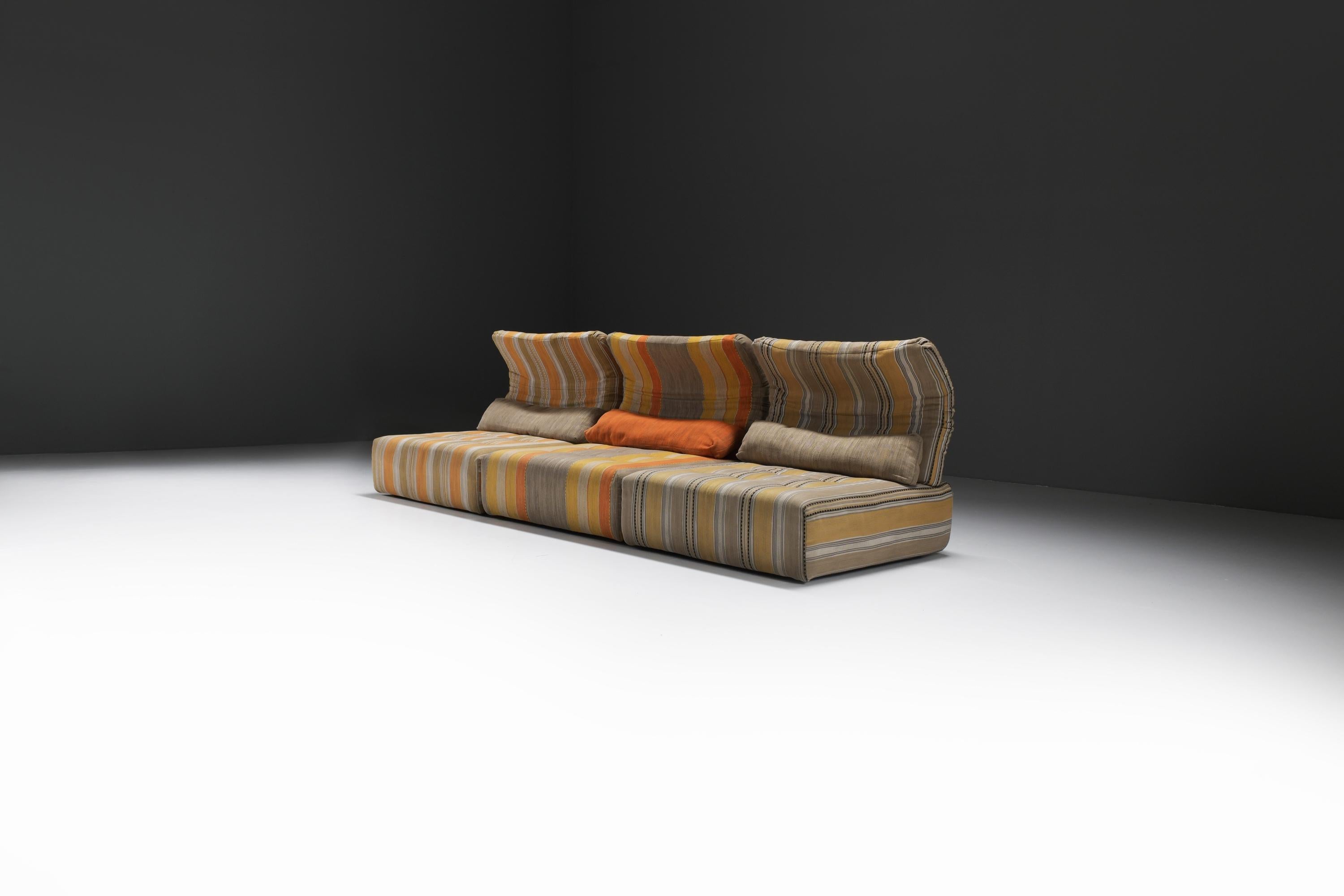 Mid-Century Modern Rare Voyage Immobile ‘Carpe Diem’ sofa by Studio Roche Bobois for Roche Bobois
