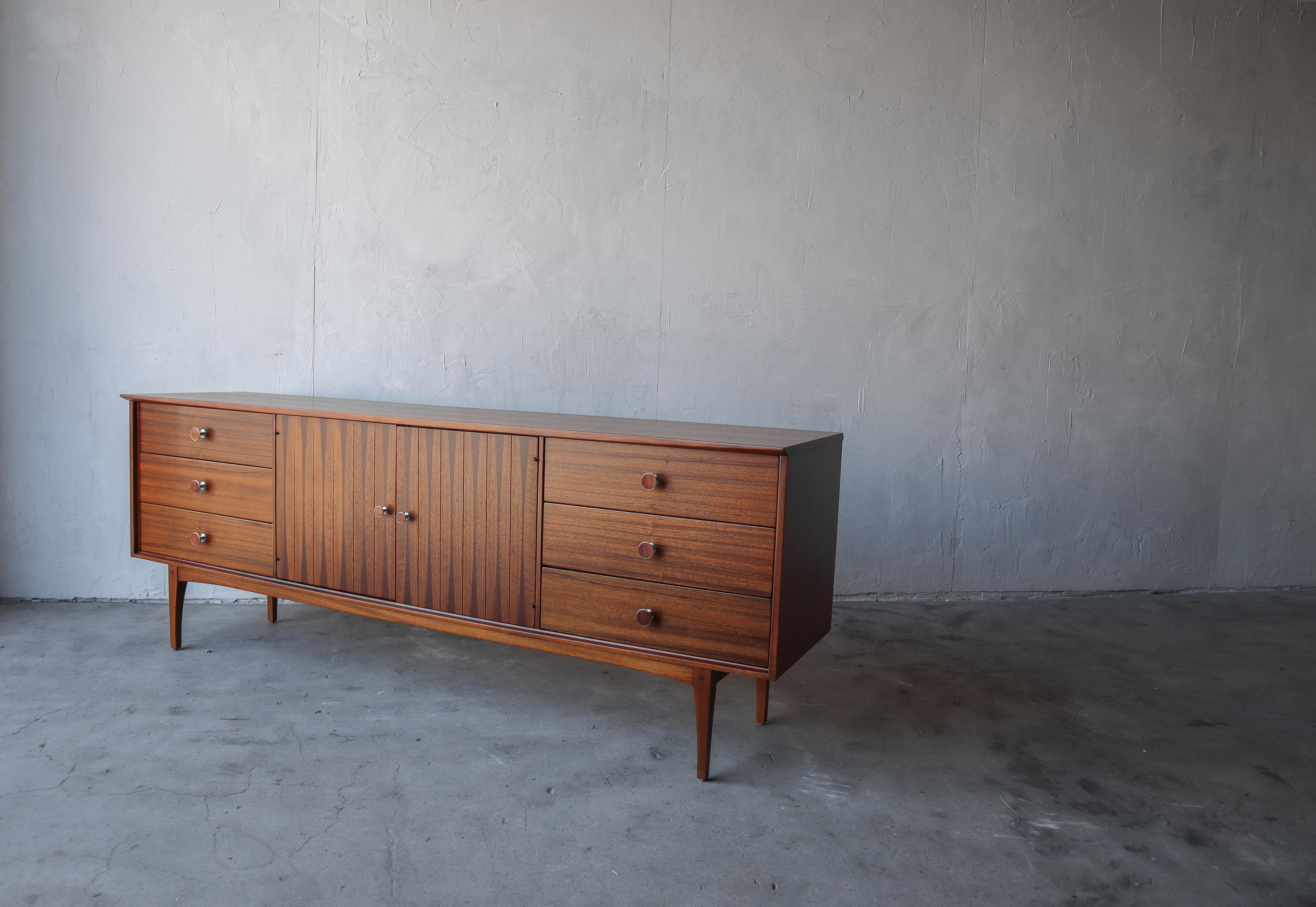 Rare Walnut and Rosewood Mid Century Dresser by Lane In Excellent Condition In Las Vegas, NV
