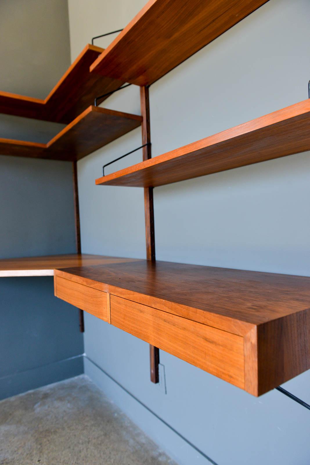 Rare Walnut Poul Cadovius Corner Wall Unit with Desk, circa 1965 In Good Condition In Costa Mesa, CA