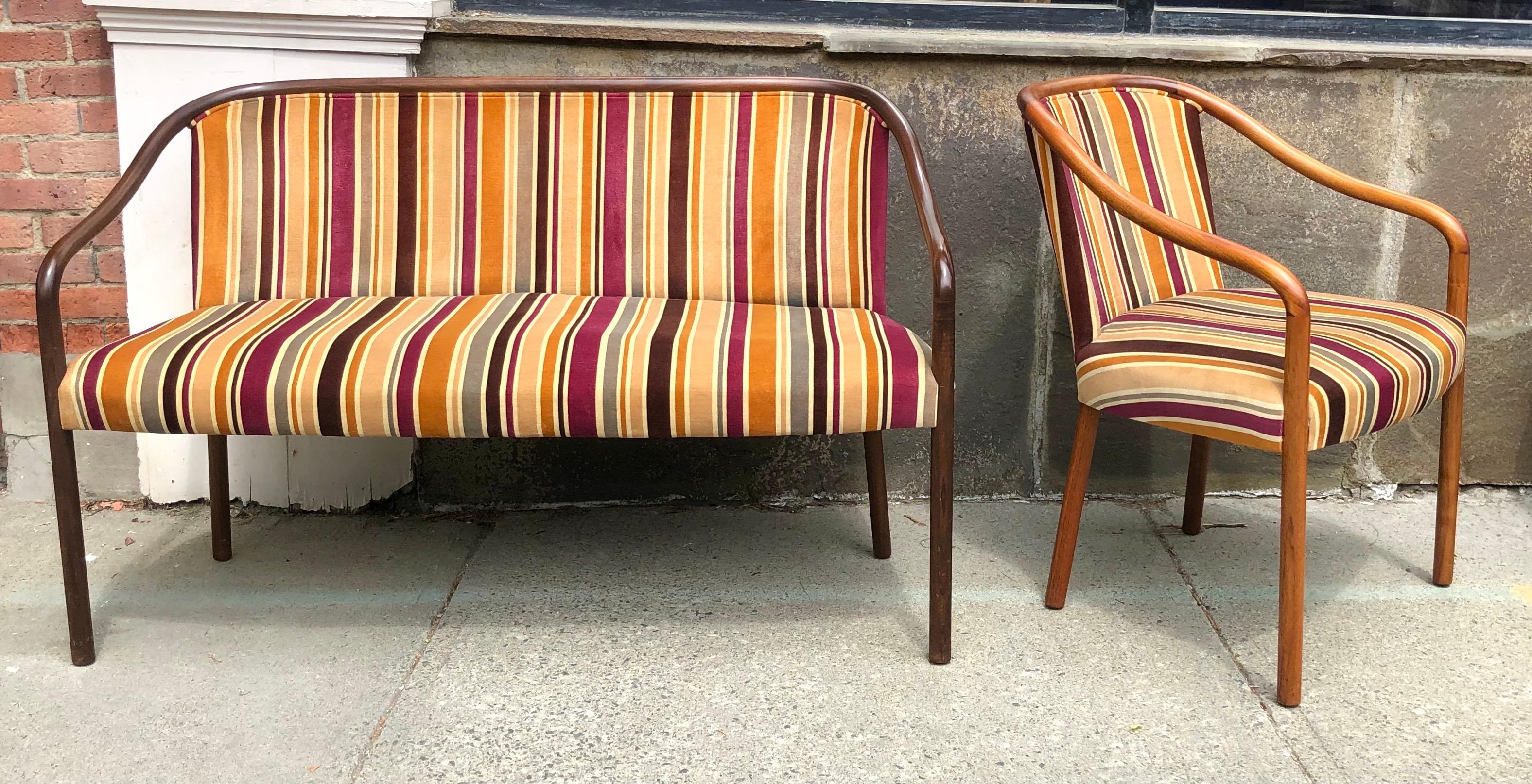 Rare Ward Bennett Settee and Side Chair in Vintage Fabric In Good Condition For Sale In Brooklyn, NY