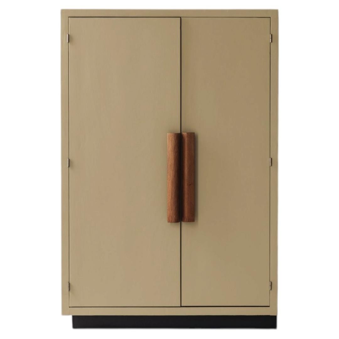 Raro armario de Le Corbusier para la Unité d'Habitation de Marsella, Francia, años 40