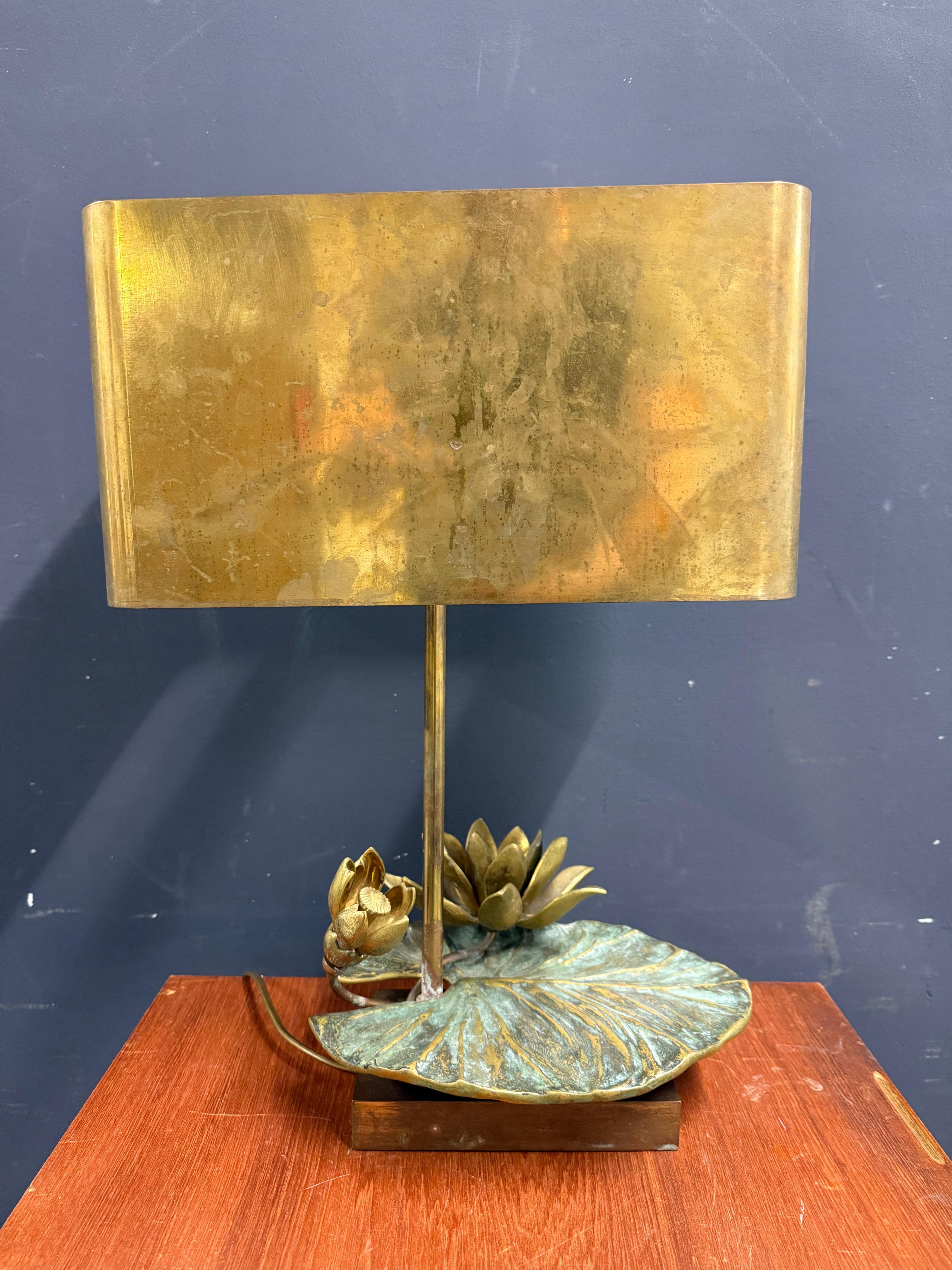 rara lampada a forma di ninfea di Maison Charles in vendita 8