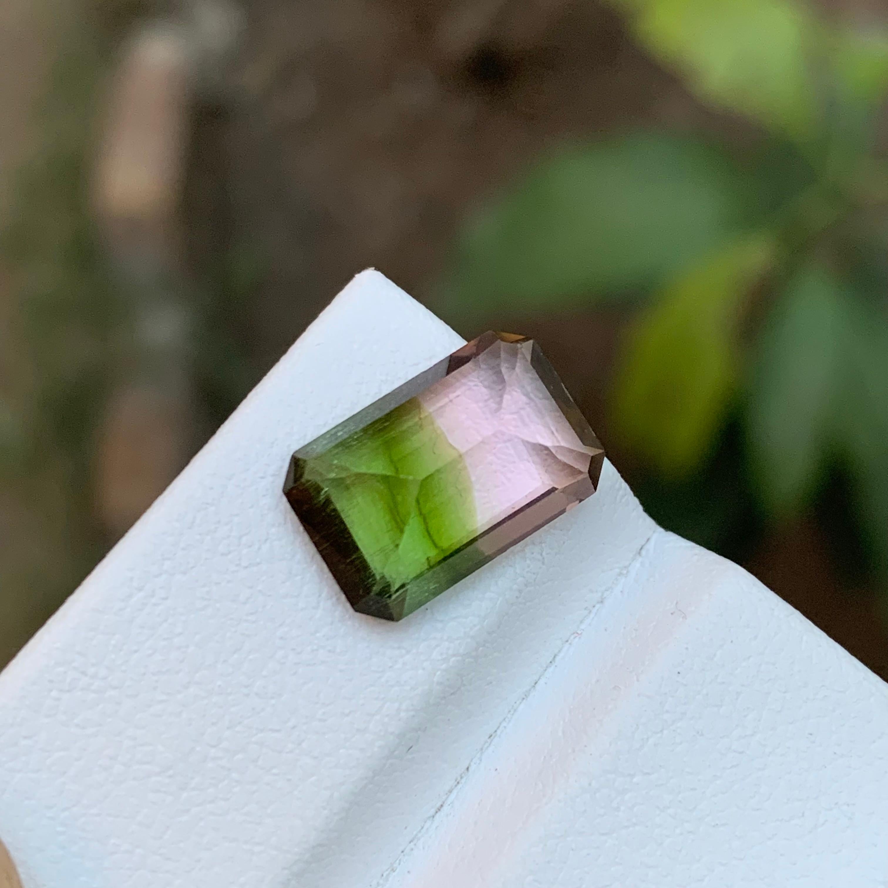 Rare Watermelon Bicolor Green-Pink Tourmaline Gemstone, 5.05 Ct Emerald Cut-Ring For Sale 1