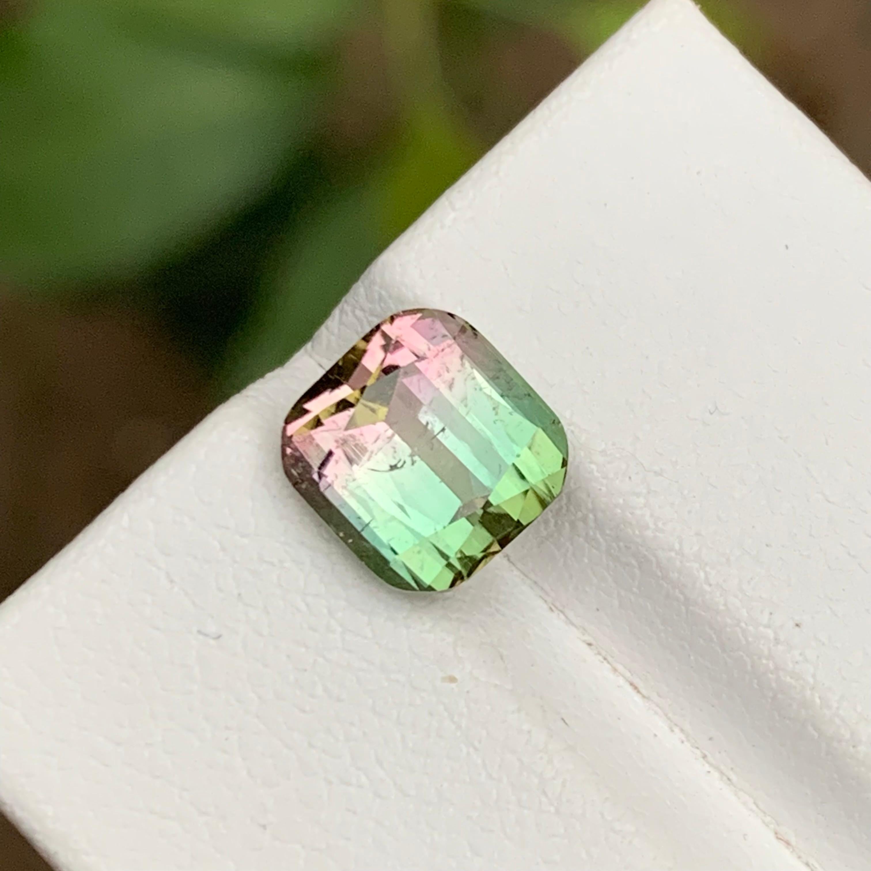 Rare Watermelon Bicolor Natural Tourmaline Gemstone 3.65 Ct Cushion Cut for Ring In New Condition For Sale In Peshawar, PK