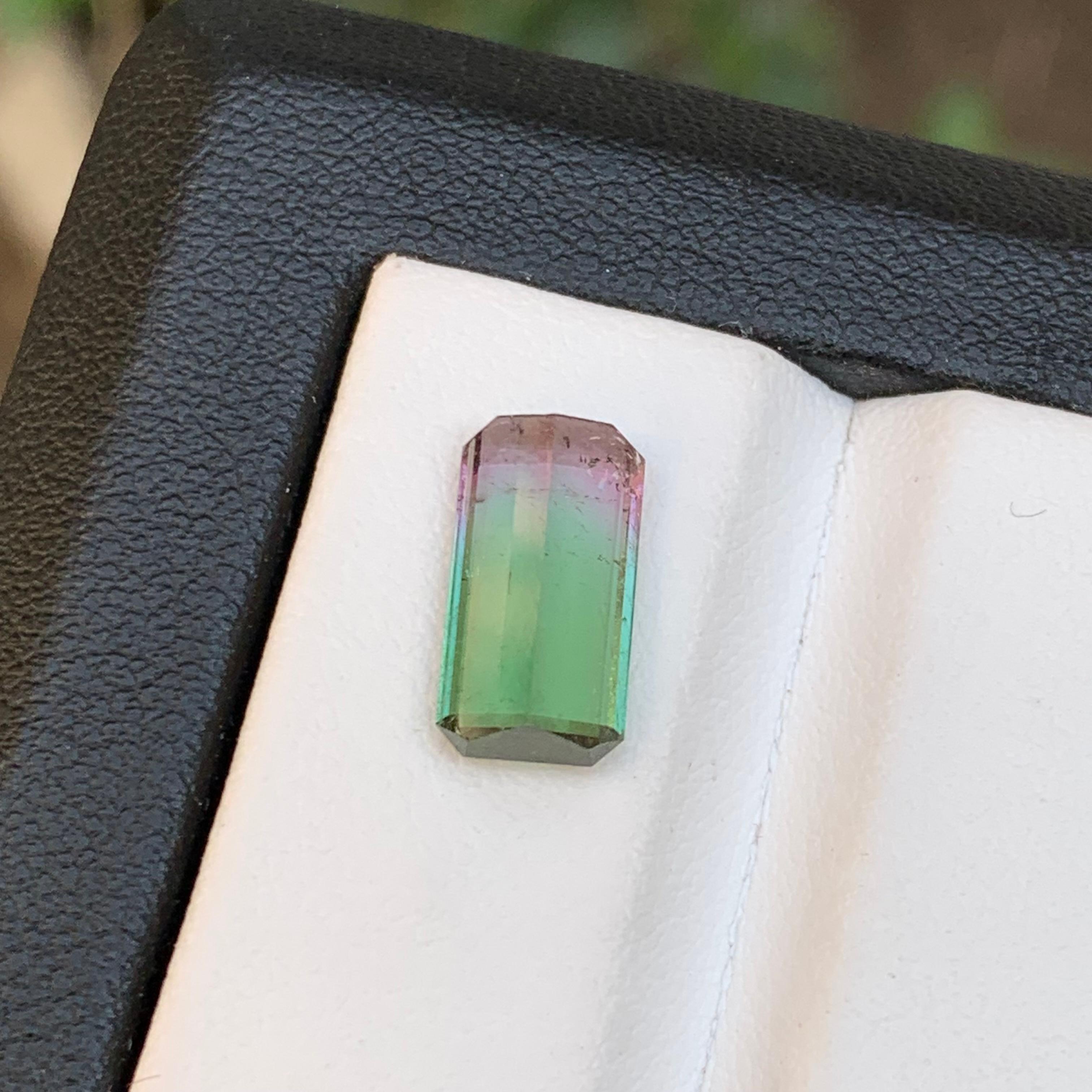 Women's or Men's Rare Watermelon Bicolor Natural Tourmaline Ring Loose Gemstone 3.05 Ct-Jewelry For Sale