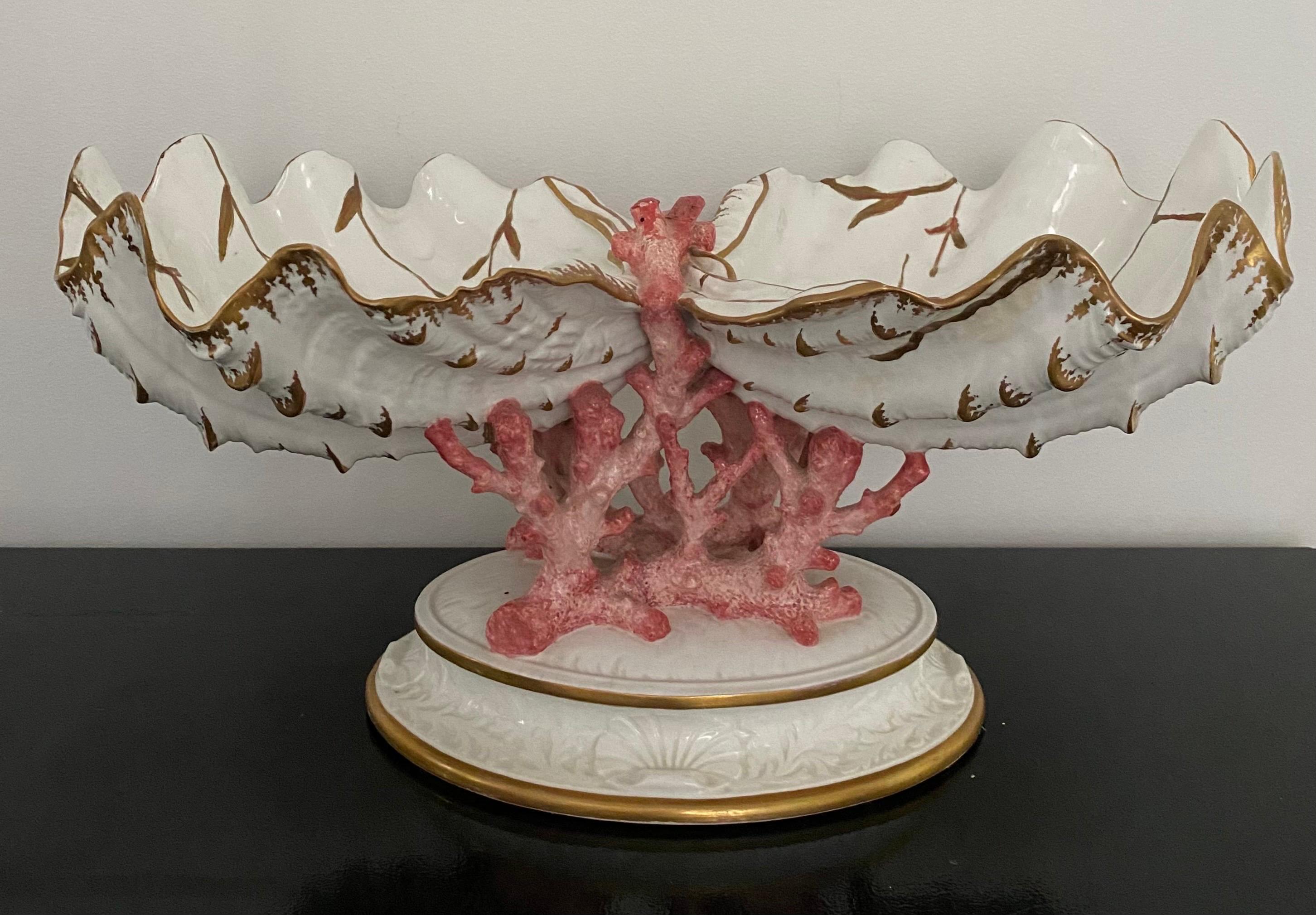 Hollywood Regency Rare Wedgwood Coral and Clamshells Decorative Pedestal Table Centerpiece Dish