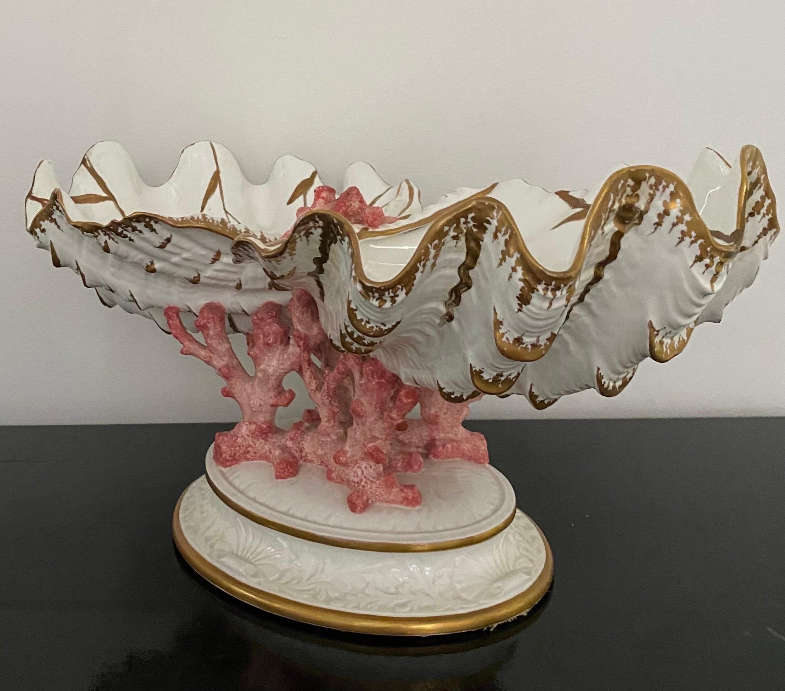 English Rare Wedgwood Coral and Clamshells Decorative Pedestal Table Centerpiece Dish