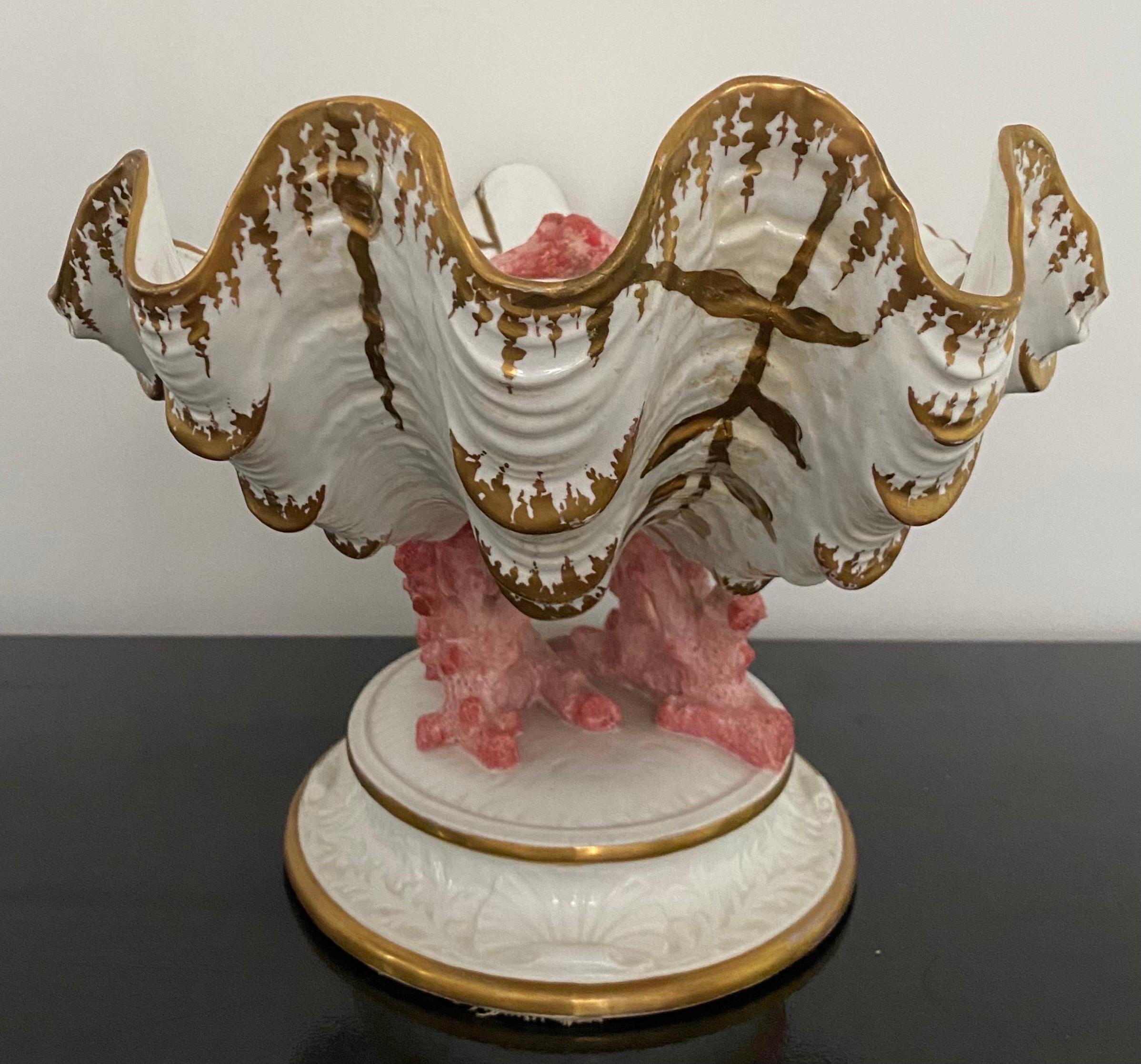 20th Century Rare Wedgwood Coral and Clamshells Decorative Pedestal Table Centerpiece Dish