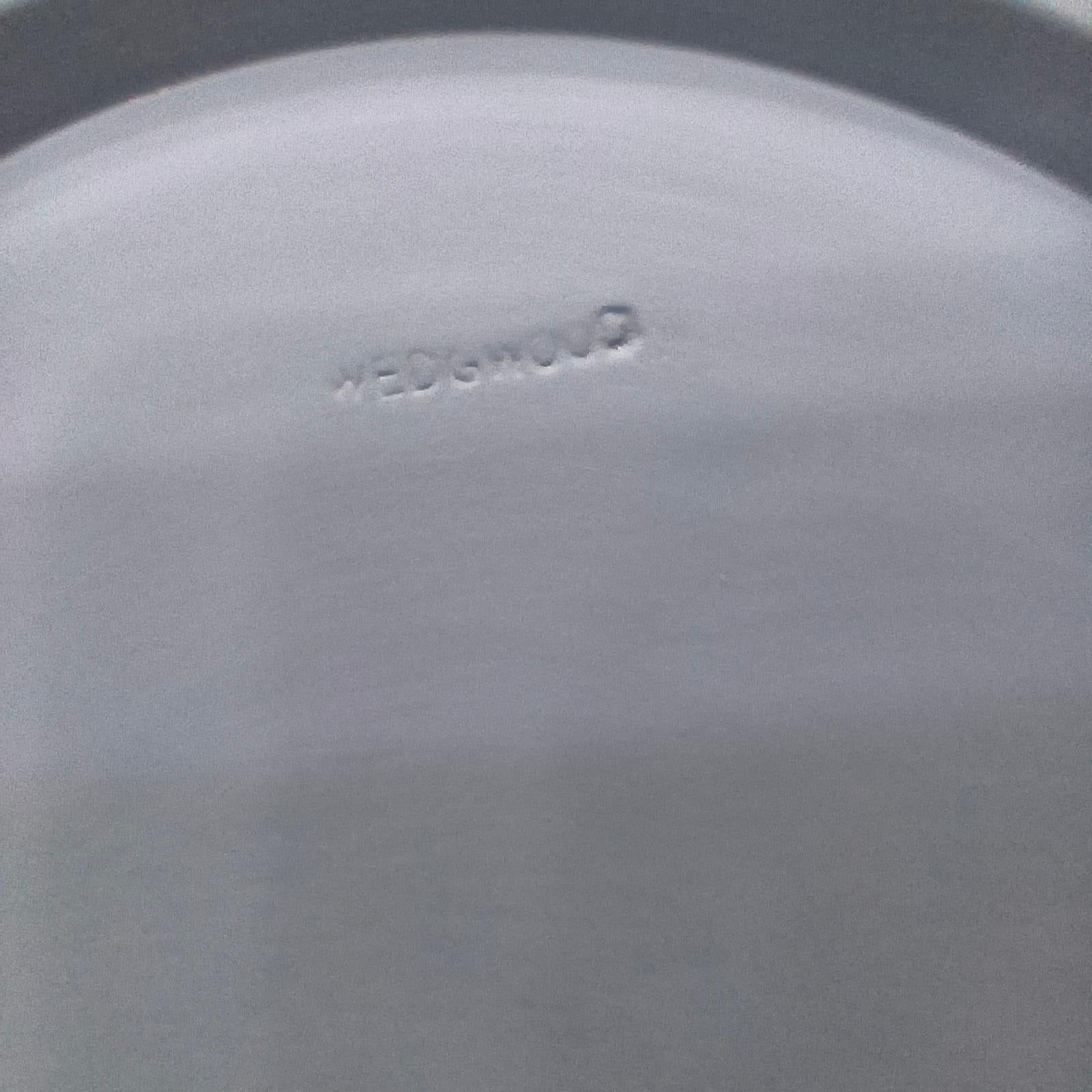 Rare boîte à bijoux Wedgwood, boîte ronde à couvercle en jaspe bleu clair en vente 1