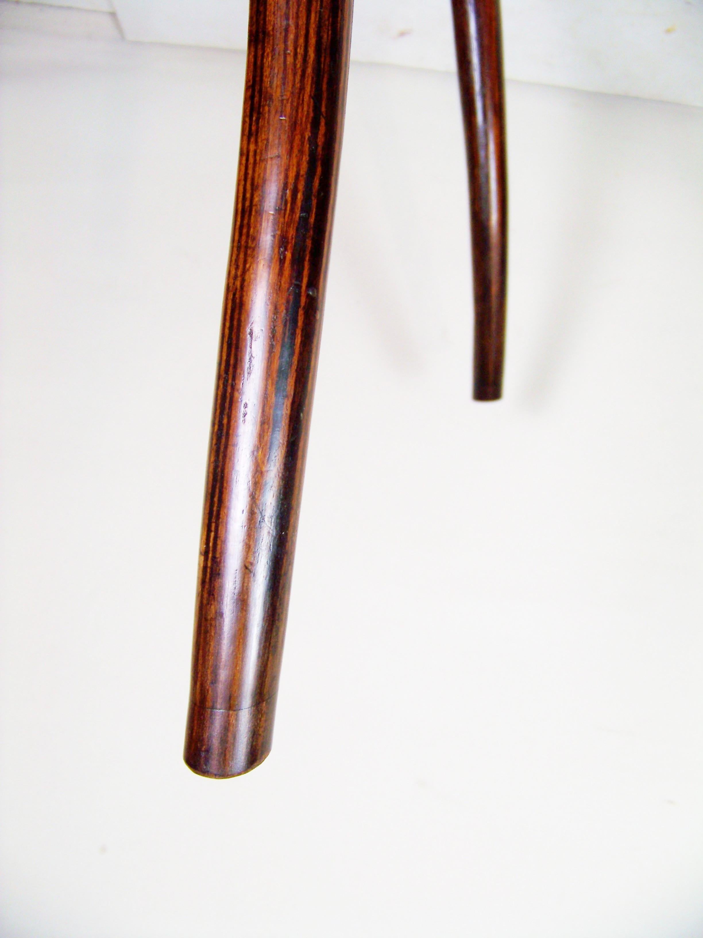 Rare wery old Chair Thonet Nr.4, 1860 For Sale 6