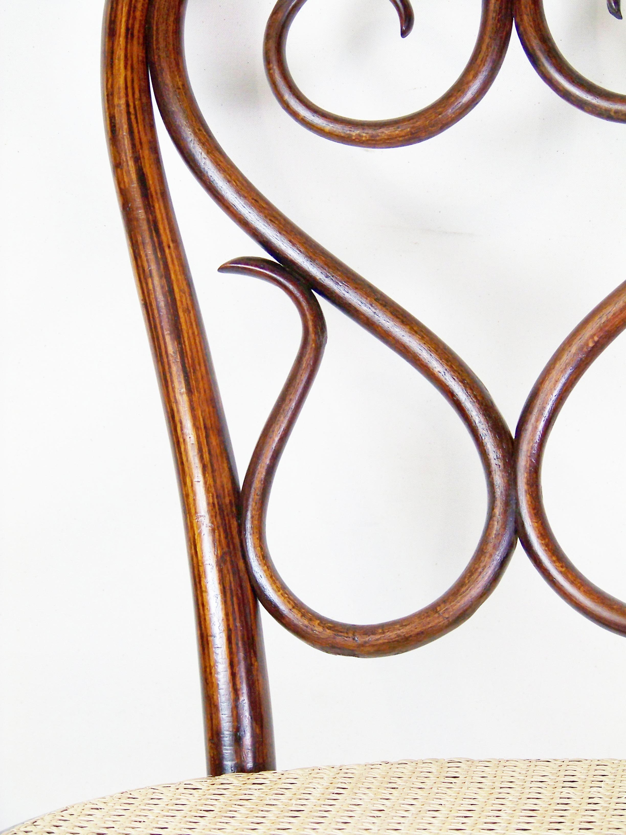 19th Century Rare wery old Chair Thonet Nr.4, 1860 For Sale