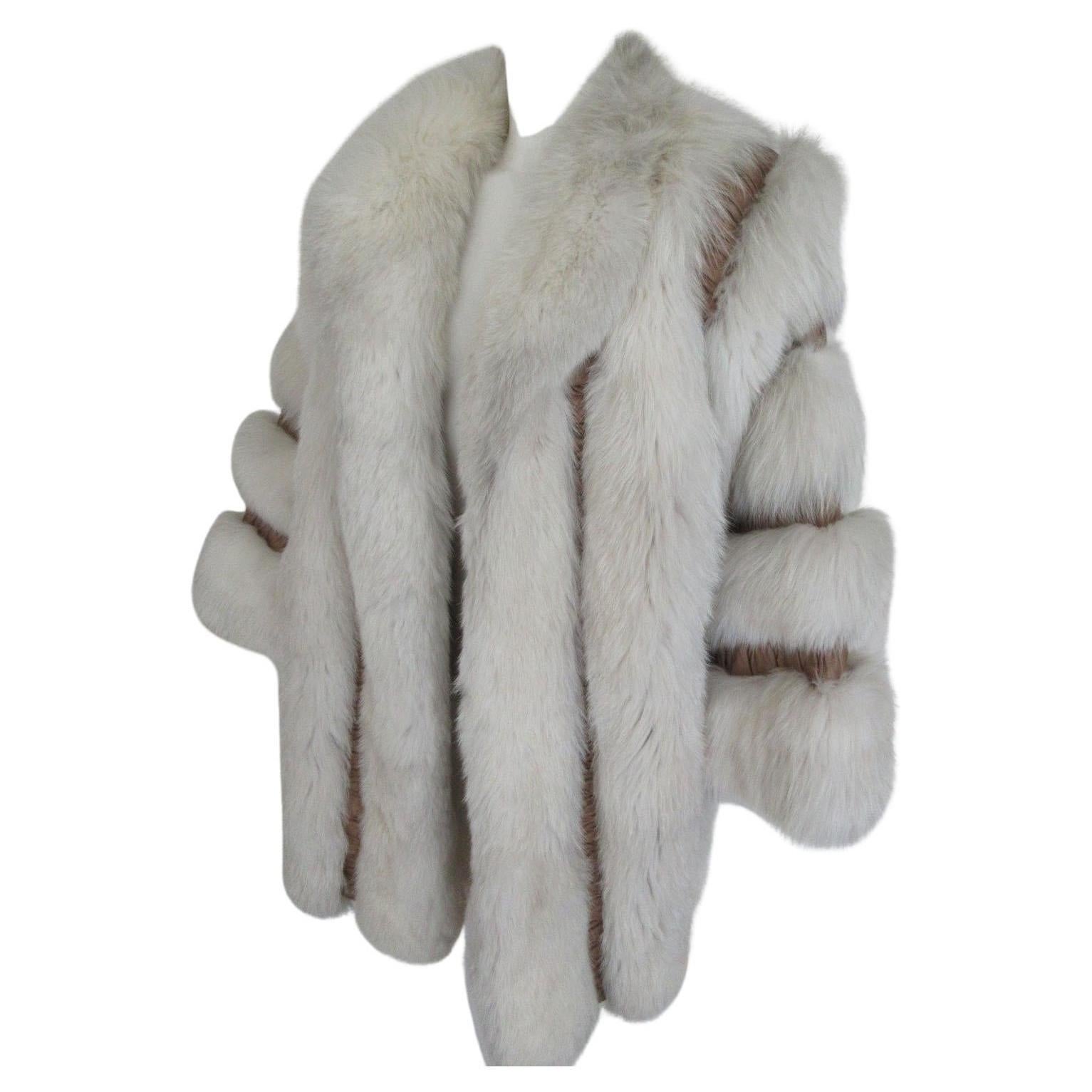 Raro cappotto di pelliccia di volpe bianca in vendita