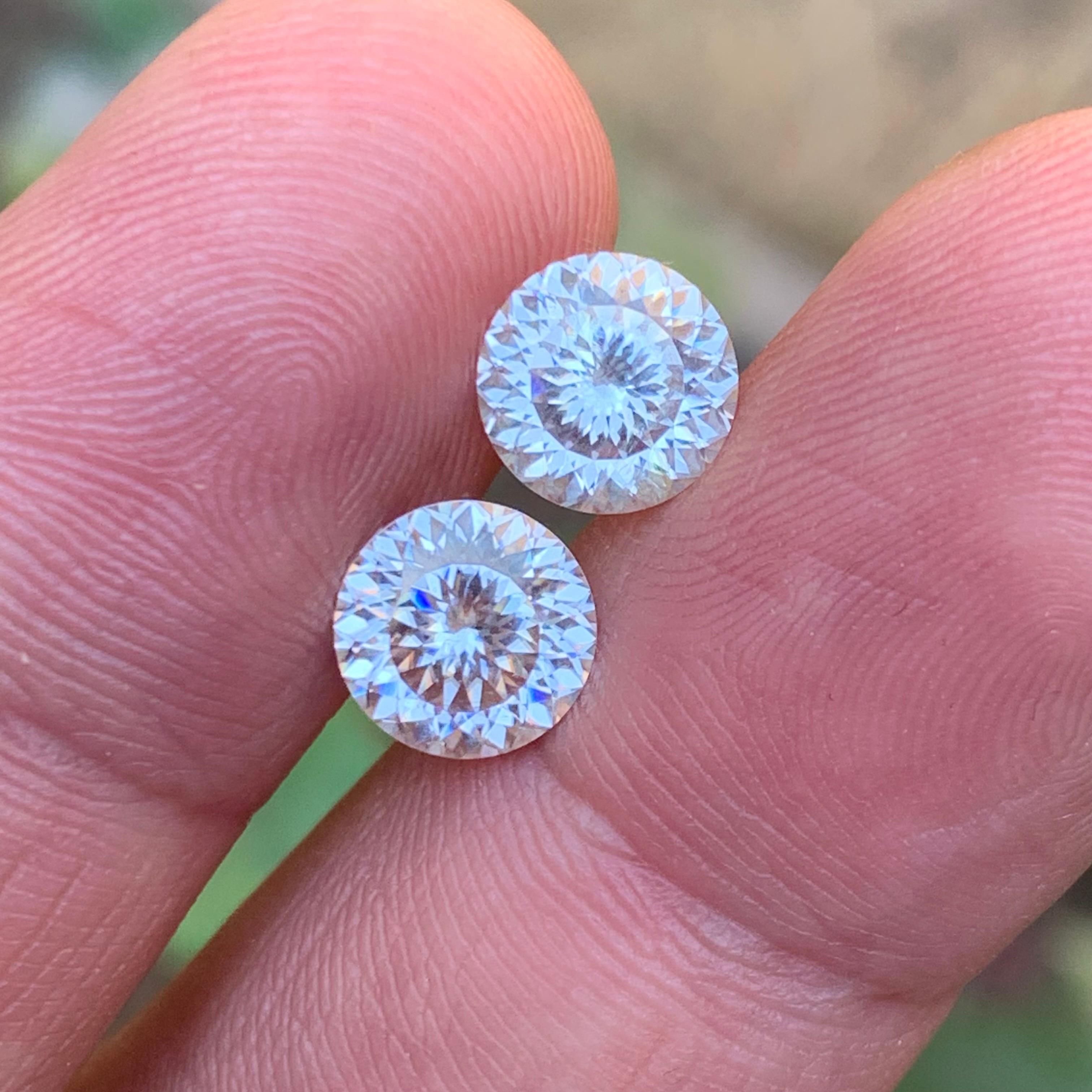 Rare White Moissanite Gemstones, 3.60 Ct Round Brilliant for Earrings or Studs For Sale 1