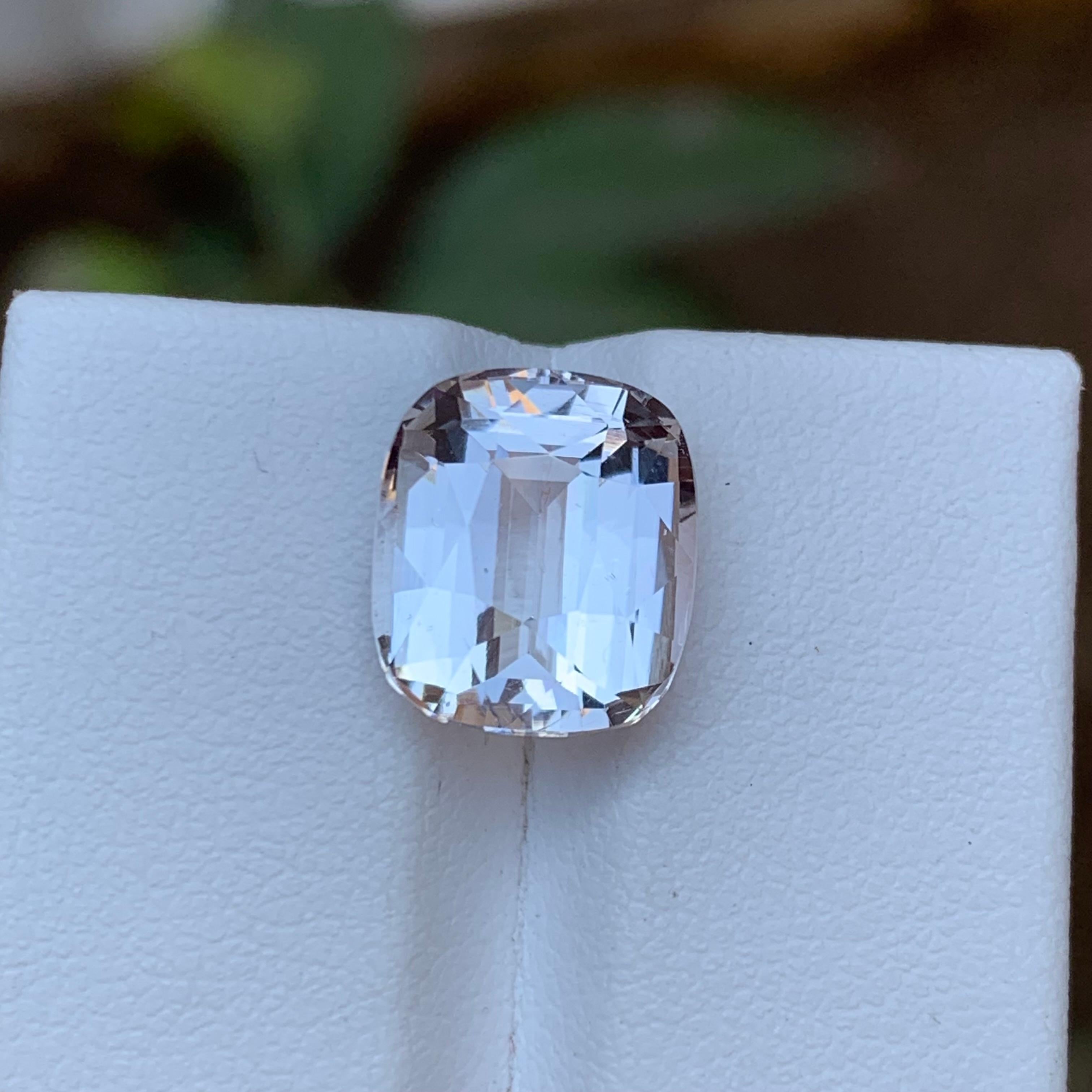 Rare White Natural Morganite Gemstone, 6.10 Ct Cushion Cut for Ring/Pendant Afg For Sale 8