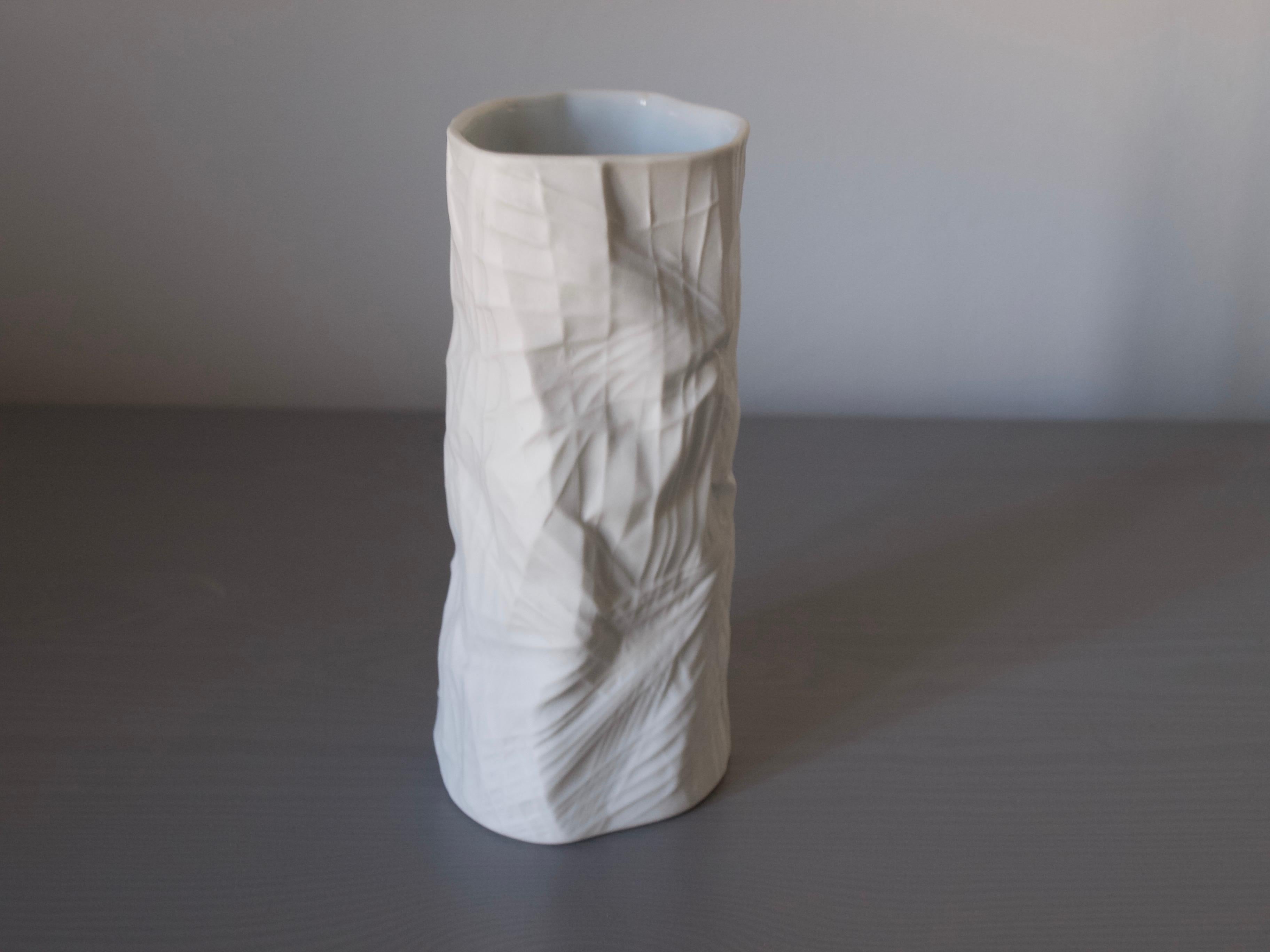 Rare vase blanc « Structura » de Rosenthal Studio Line par Martin Freyer Bon état à Budapest, HU