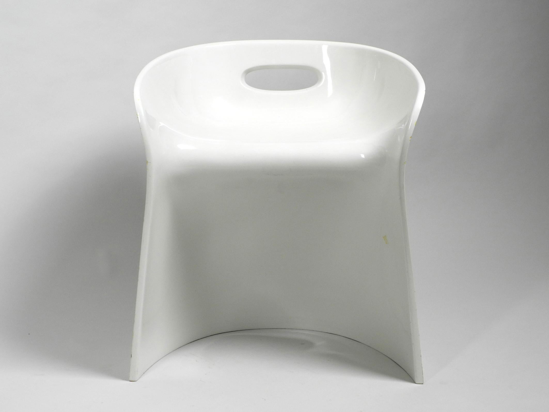 Rare White Stool by Winfried Staeb from the 1970s for Form + Life Collection In Good Condition In München, DE