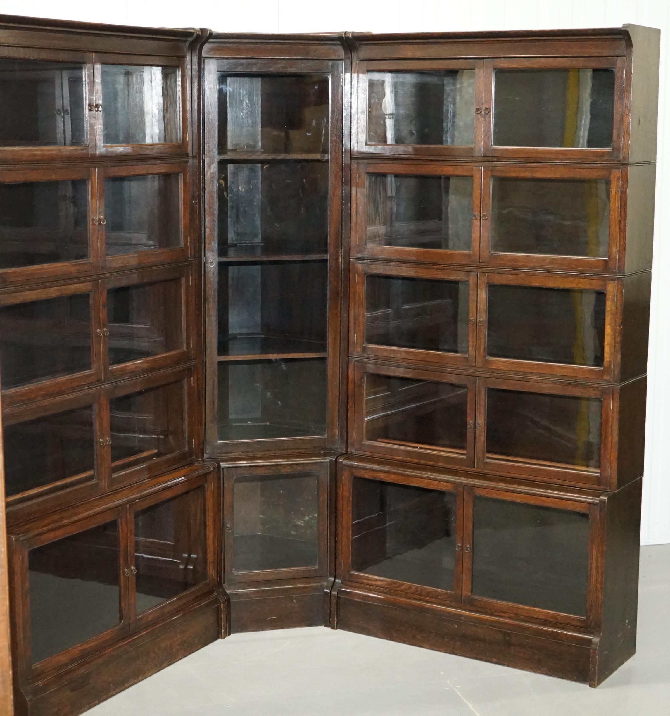 We are delighted to offer for sale very rare William Baker Co of Oxford corner stacking bookcase

I’ve honestly never seen another of these before, made from Solid English oak and by one of the founding fathers of Stacking bookcases William