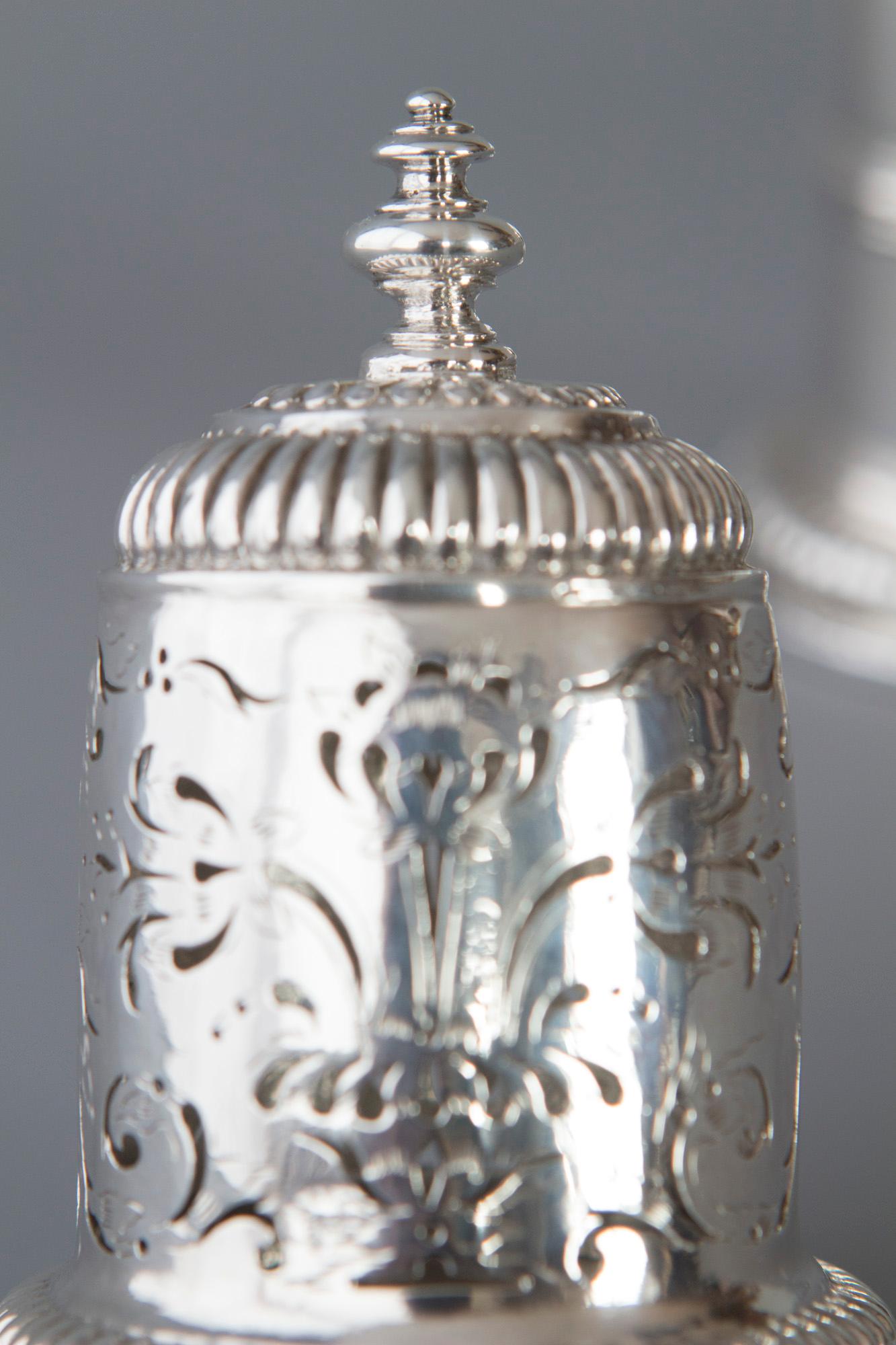 Rare William III Britannia Silver Lighthouse Caster, London, 1698 by Joseph Ward 2