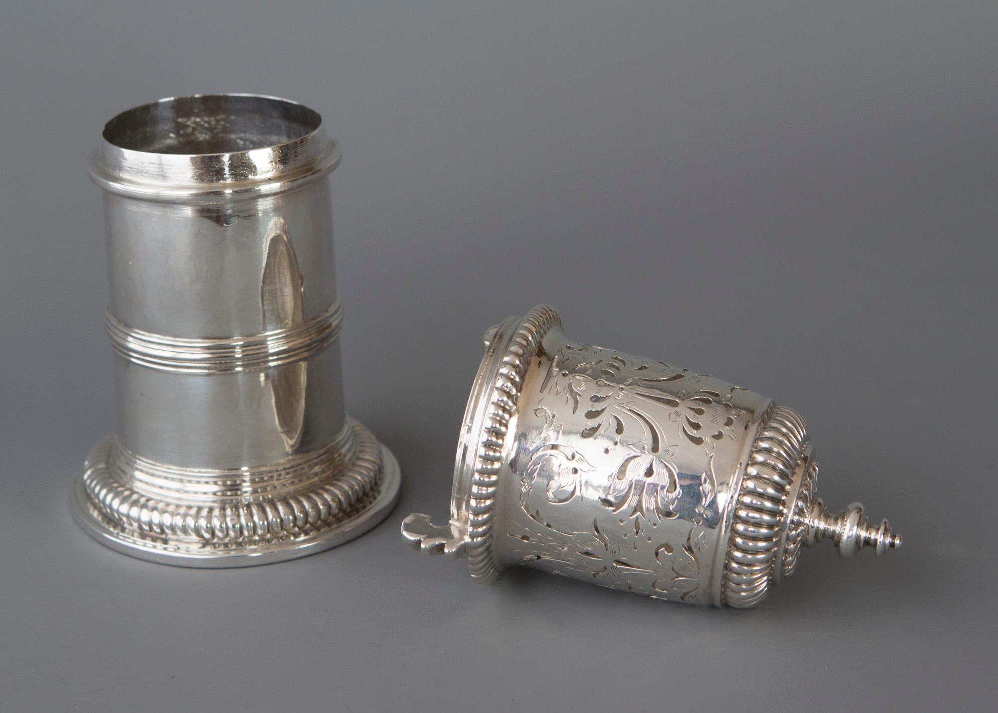 William and Mary Rare William III Britannia Silver Lighthouse Caster, London, 1698 by Joseph Ward