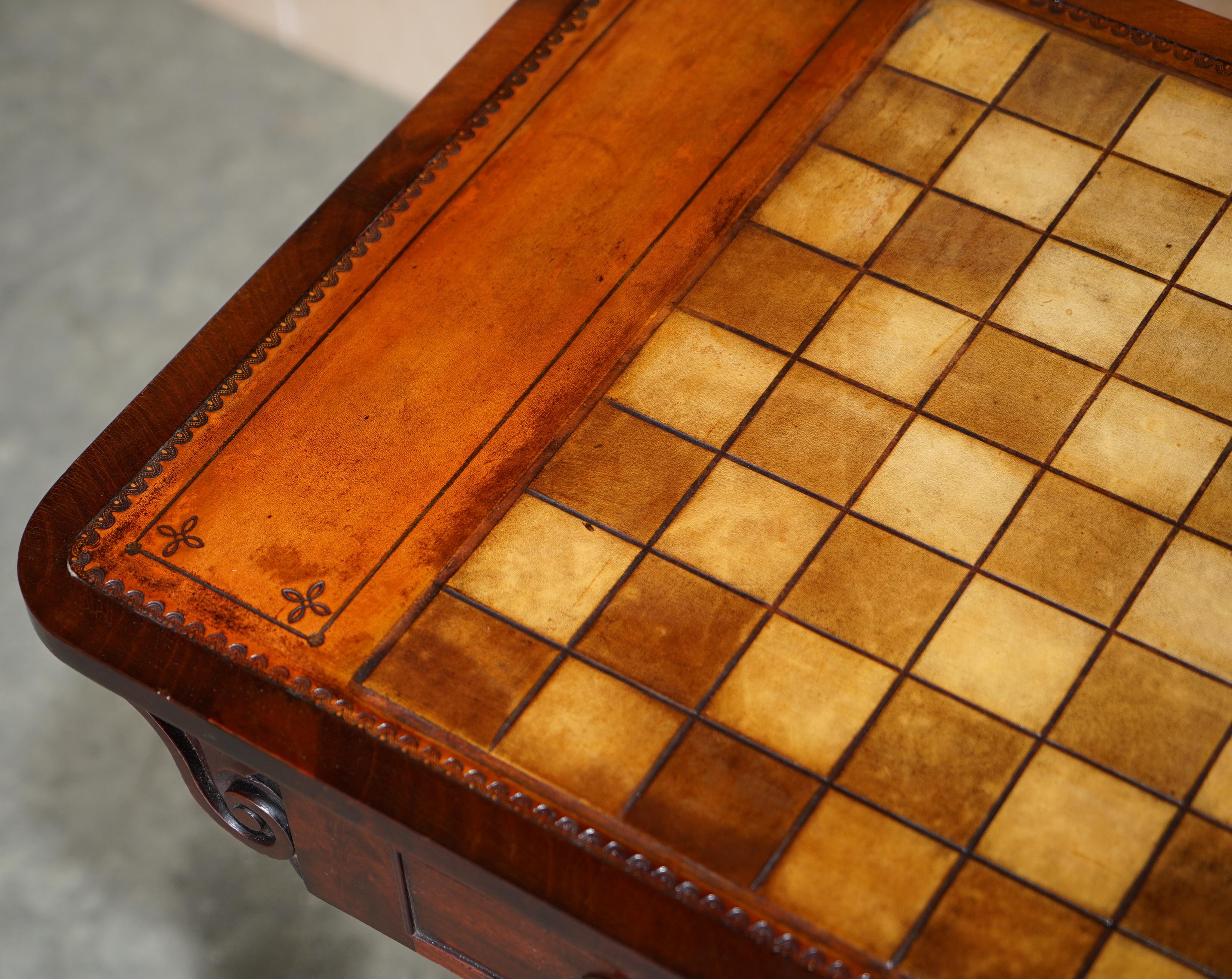 Mid-19th Century Rare William IV Hardwood Occasional Table with Brown Leather Chess Games Top For Sale