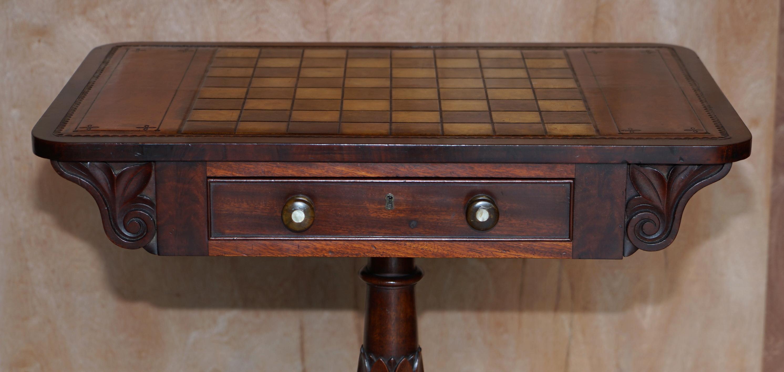 Rare William IV Hardwood Occasional Table with Brown Leather Chess Games Top For Sale 2