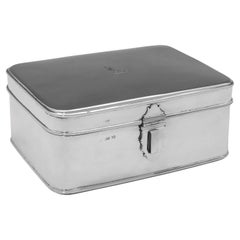 Rara caja con cerradura de plata de ley de la época de Guillermo IV fabricada en Londres en 1831