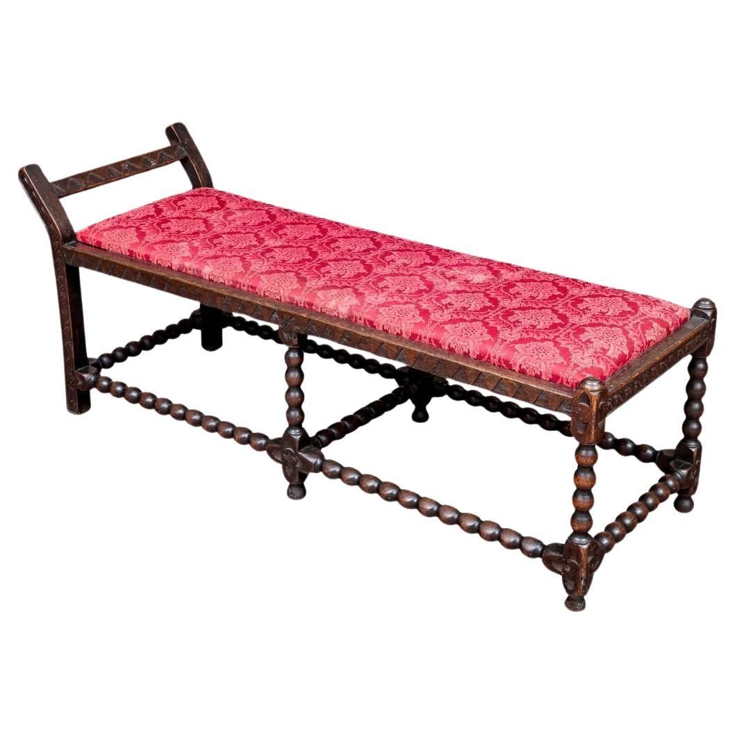 Rare William & Mary Period Carved Oak Daybed For Sale
