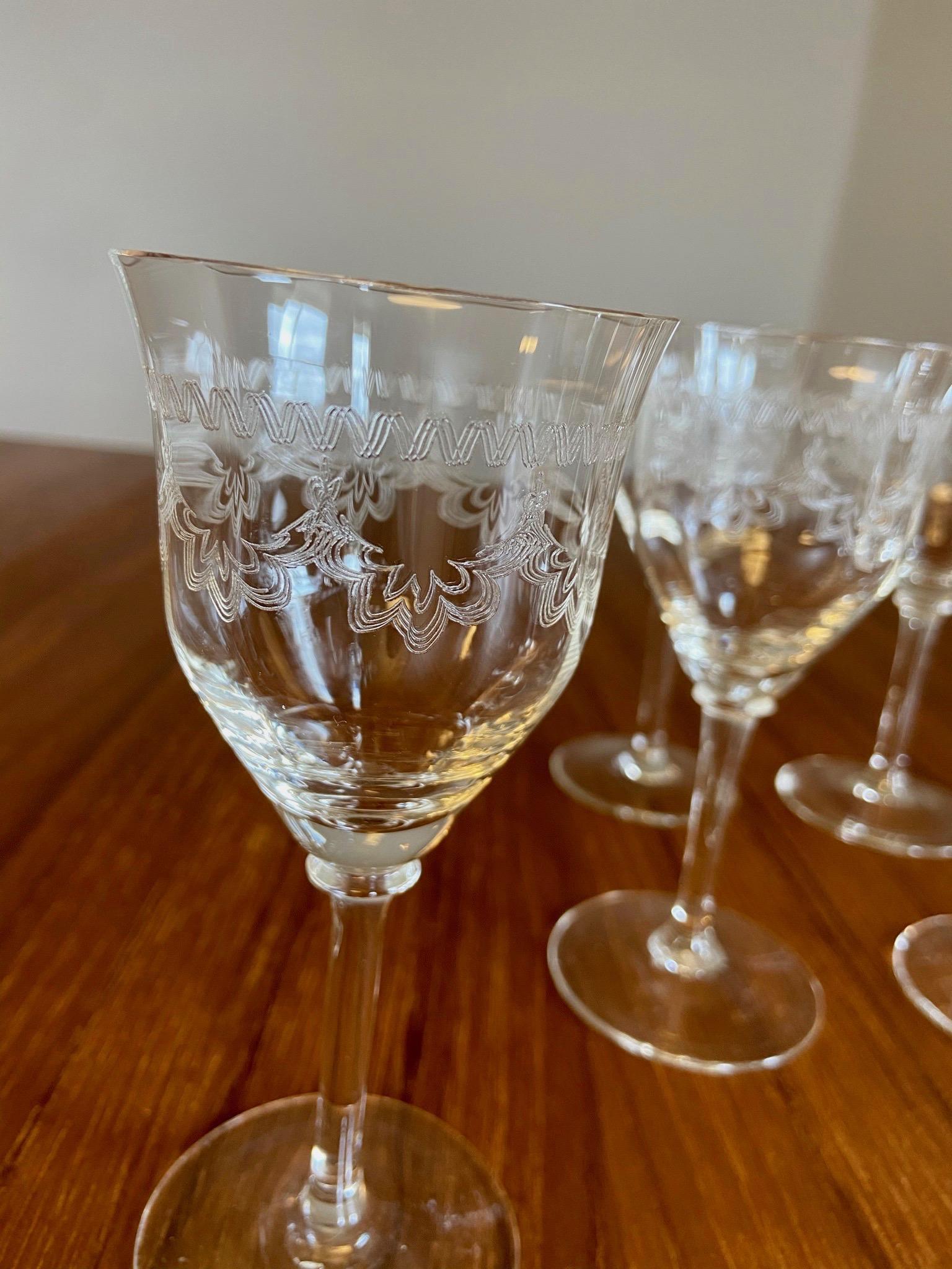 1920 champagne glasses