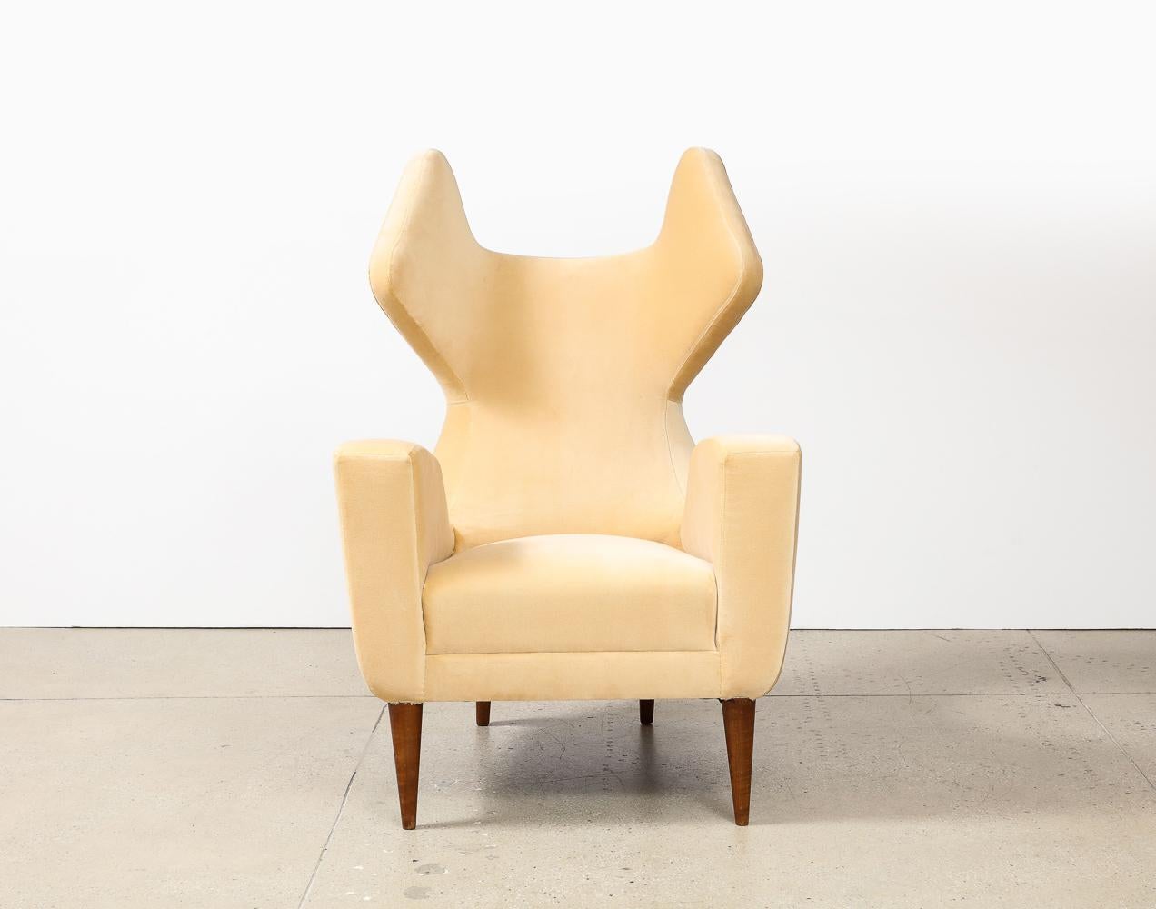 Mid-Century Modern Rare Wing Back Lounge Chair by Renzo Zavanella