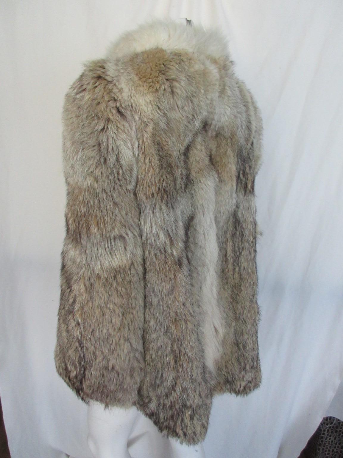 Gray Rare Wolf Fur Jacket with Fox Fur For Sale