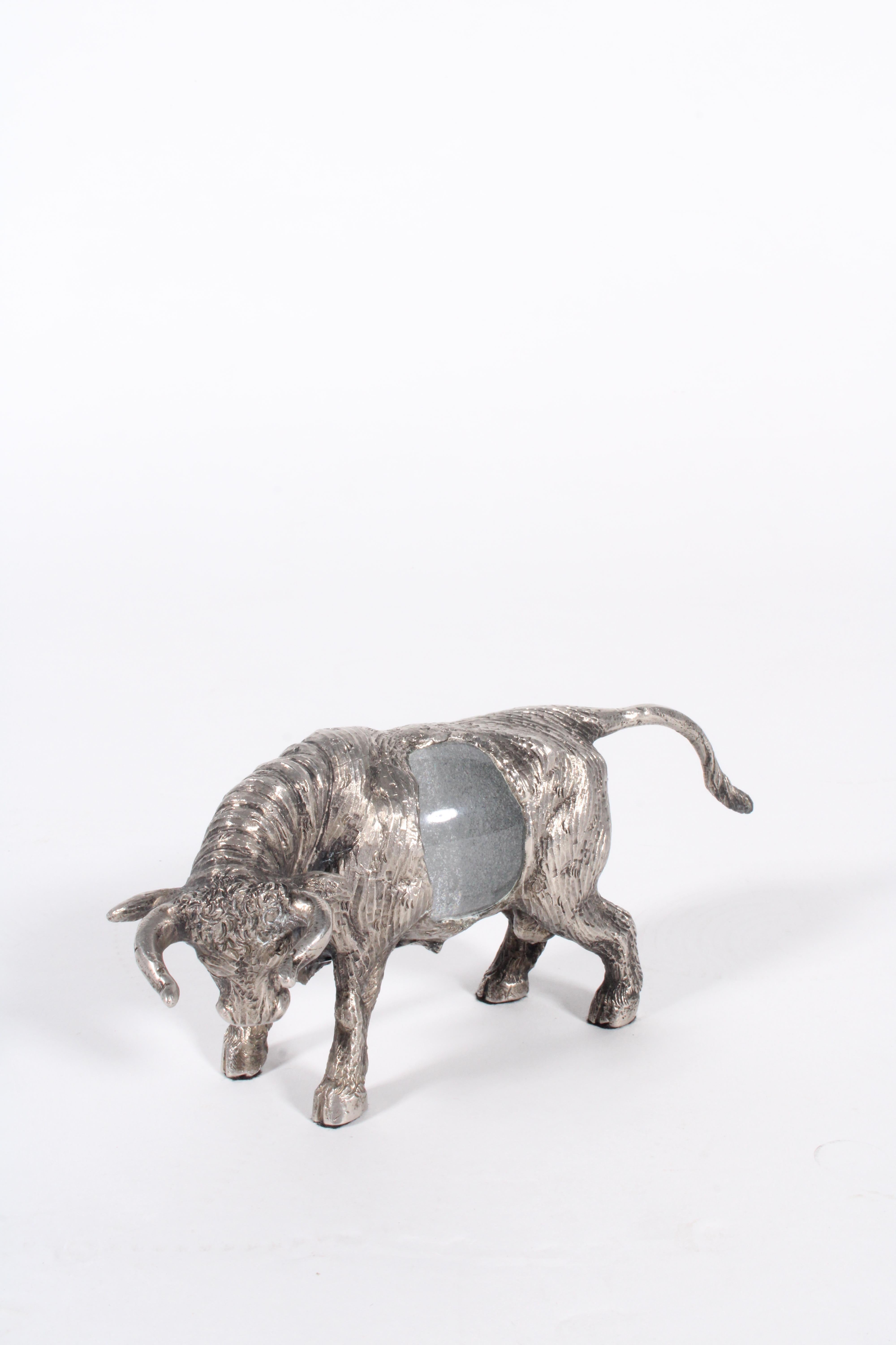 Rara y maravillosa escultura de toro firmada por Gabriella Crespi *ENTREGA GRATUITA EN TODO EL MUNDO Vaciado en venta