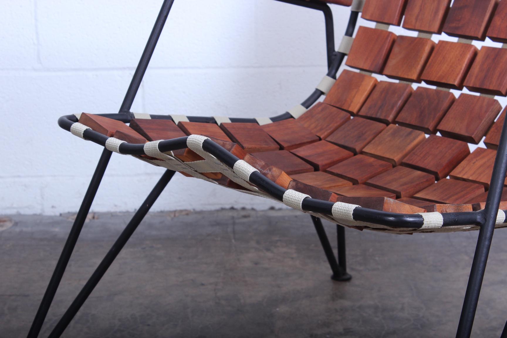 Milieu du XXe siècle Fauteuil de salon en bois rare de Maxwell Yellen, 1954