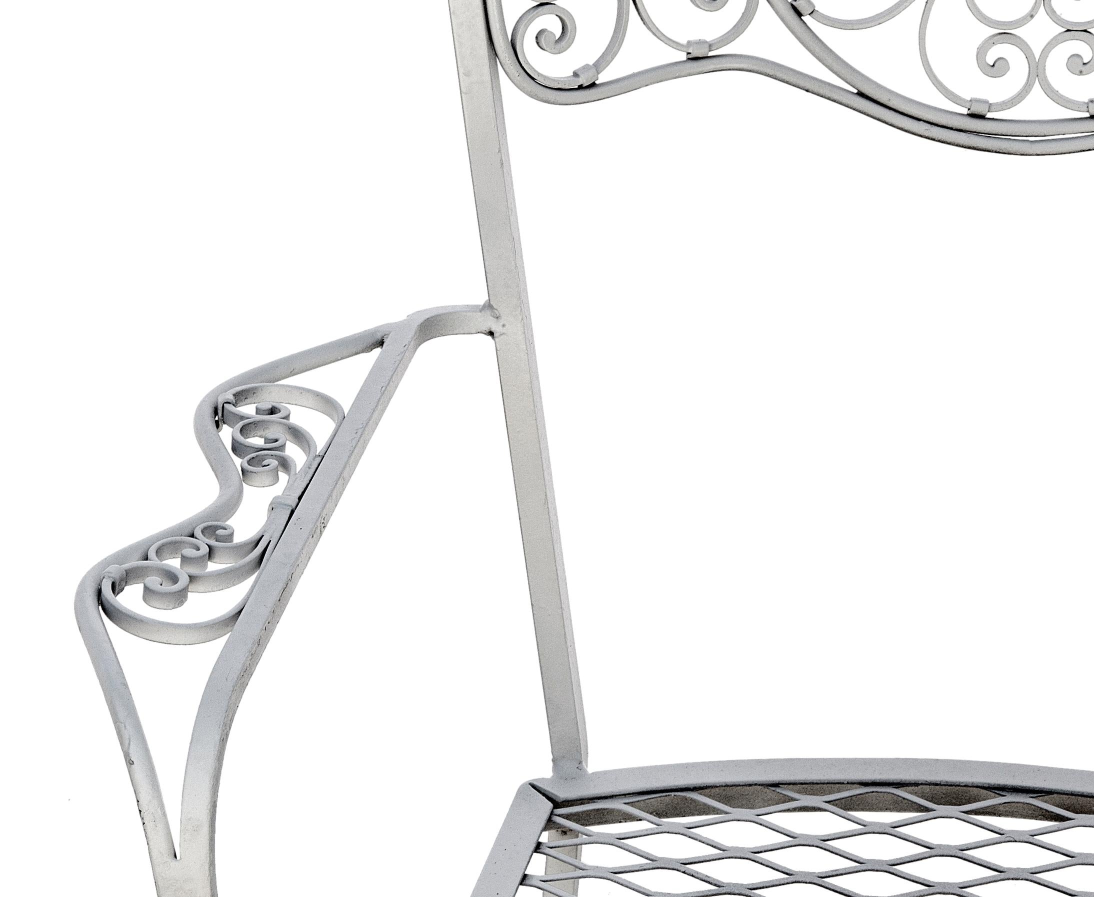 Forgé  Rare fauteuil de patio Andalusien en fer de Woodard en vente