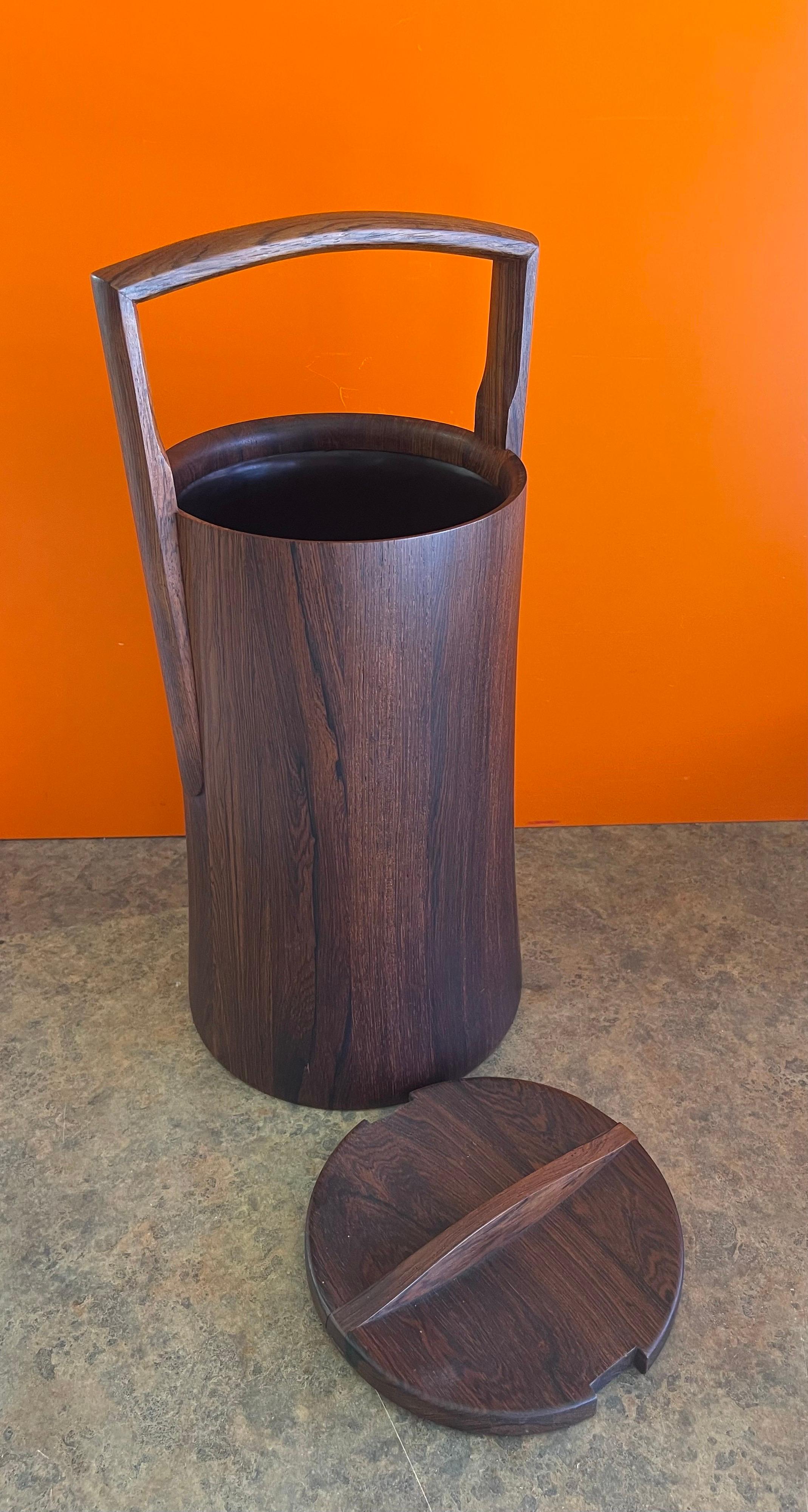 Rare Woods Palisander Rosewood Ice Bucket by Jens Quistgaard for Dansk For Sale 3