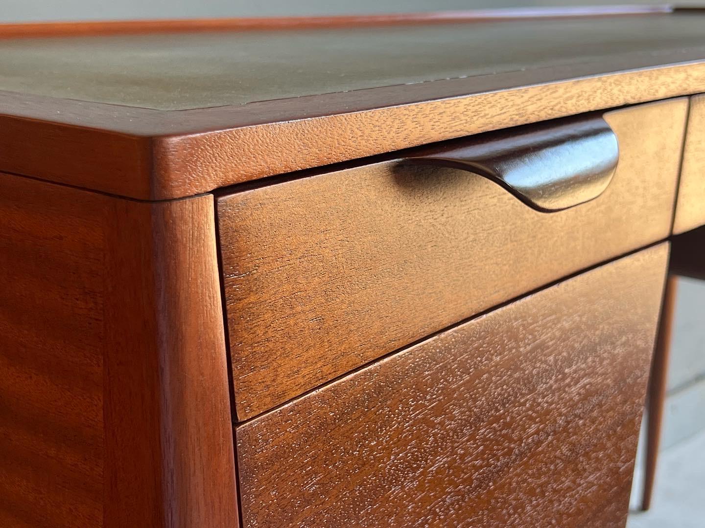 Rare Writing Desk & Chair by Edward Wormley for Dunbar, Leather Top 1