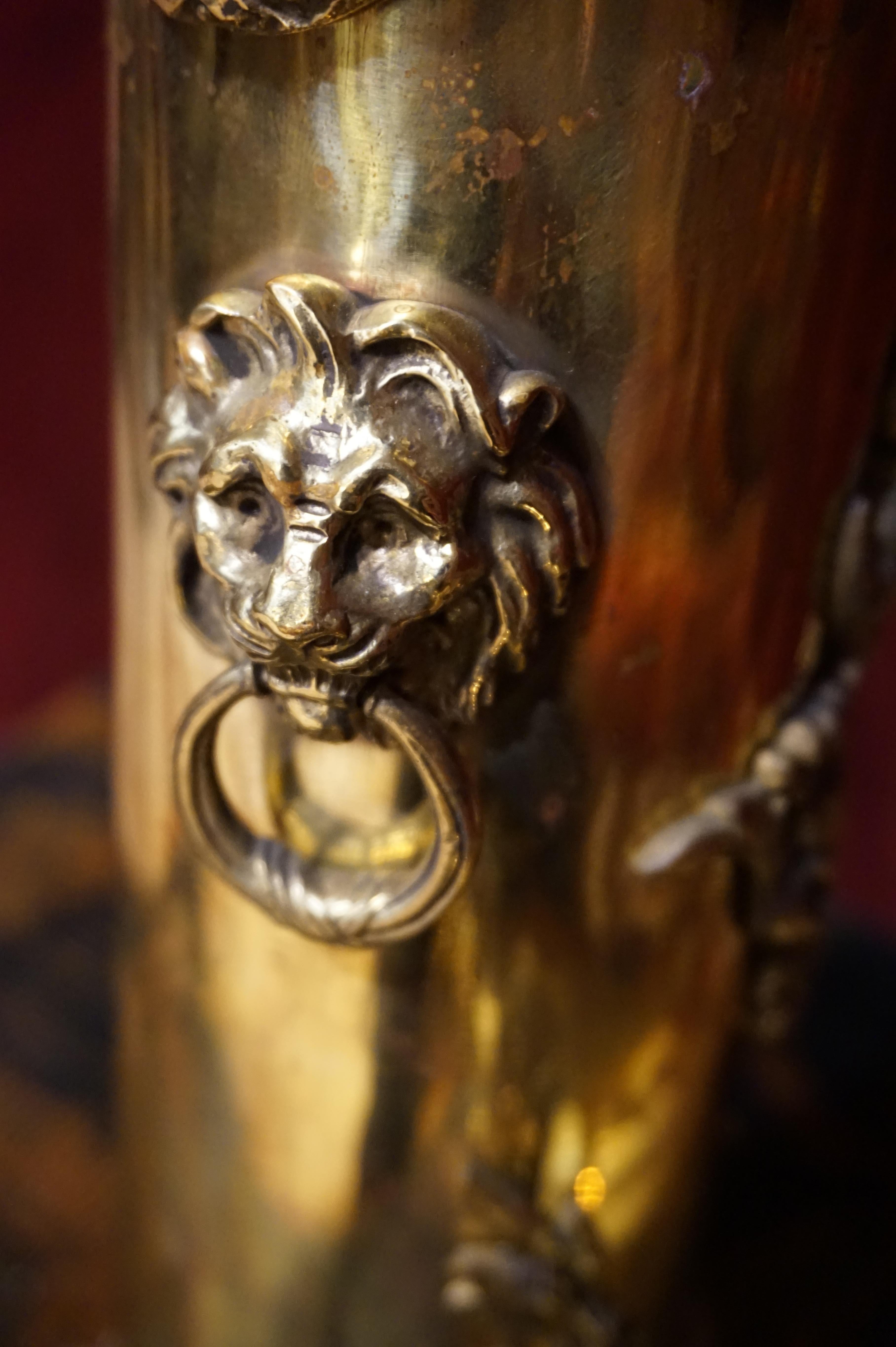 Rare WW1 1916 French Trench Art Solid Brass Shell Casing Vases with Lion Heads For Sale 6