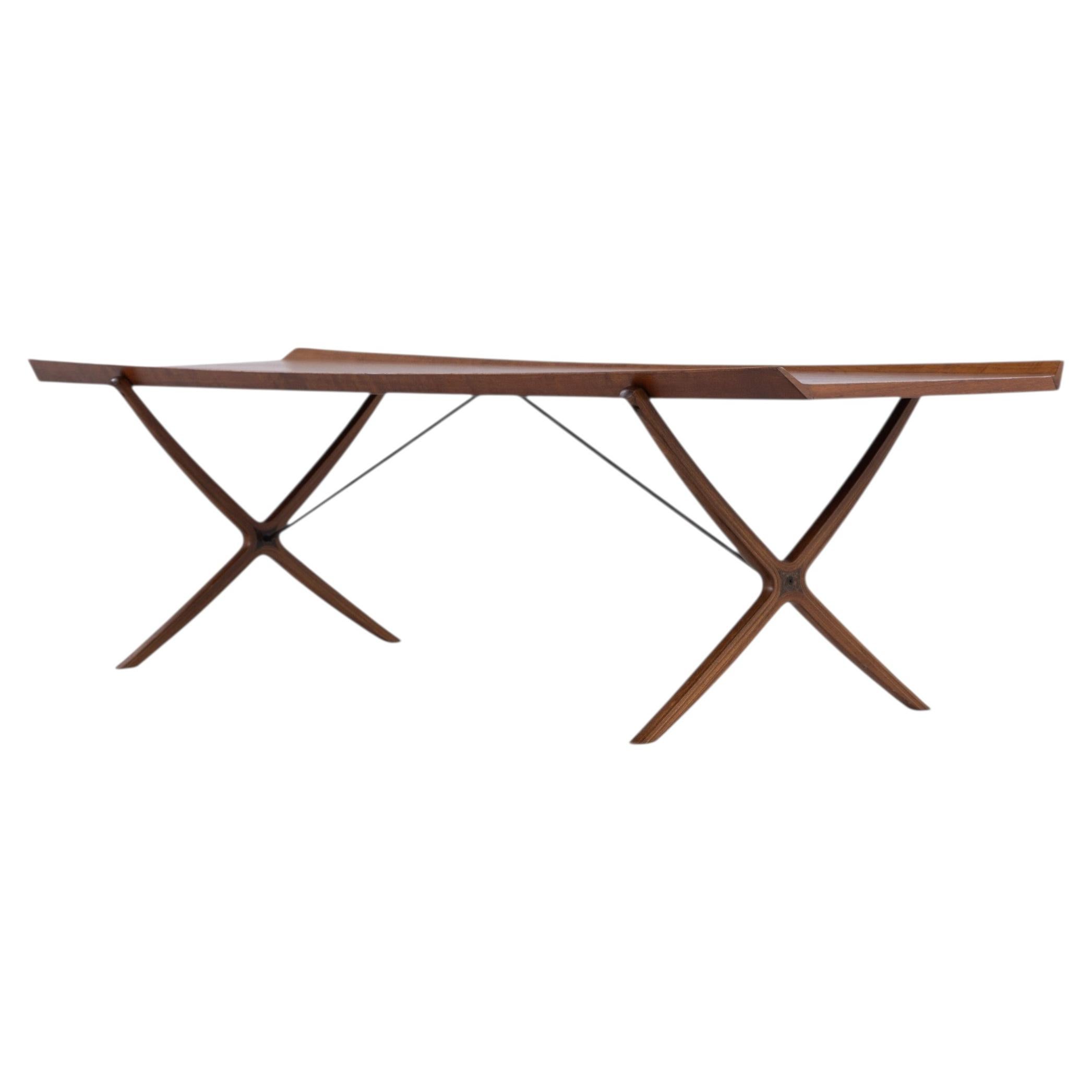 Rare table basse "X" en teck par Hvidt & Mølgaard en vente