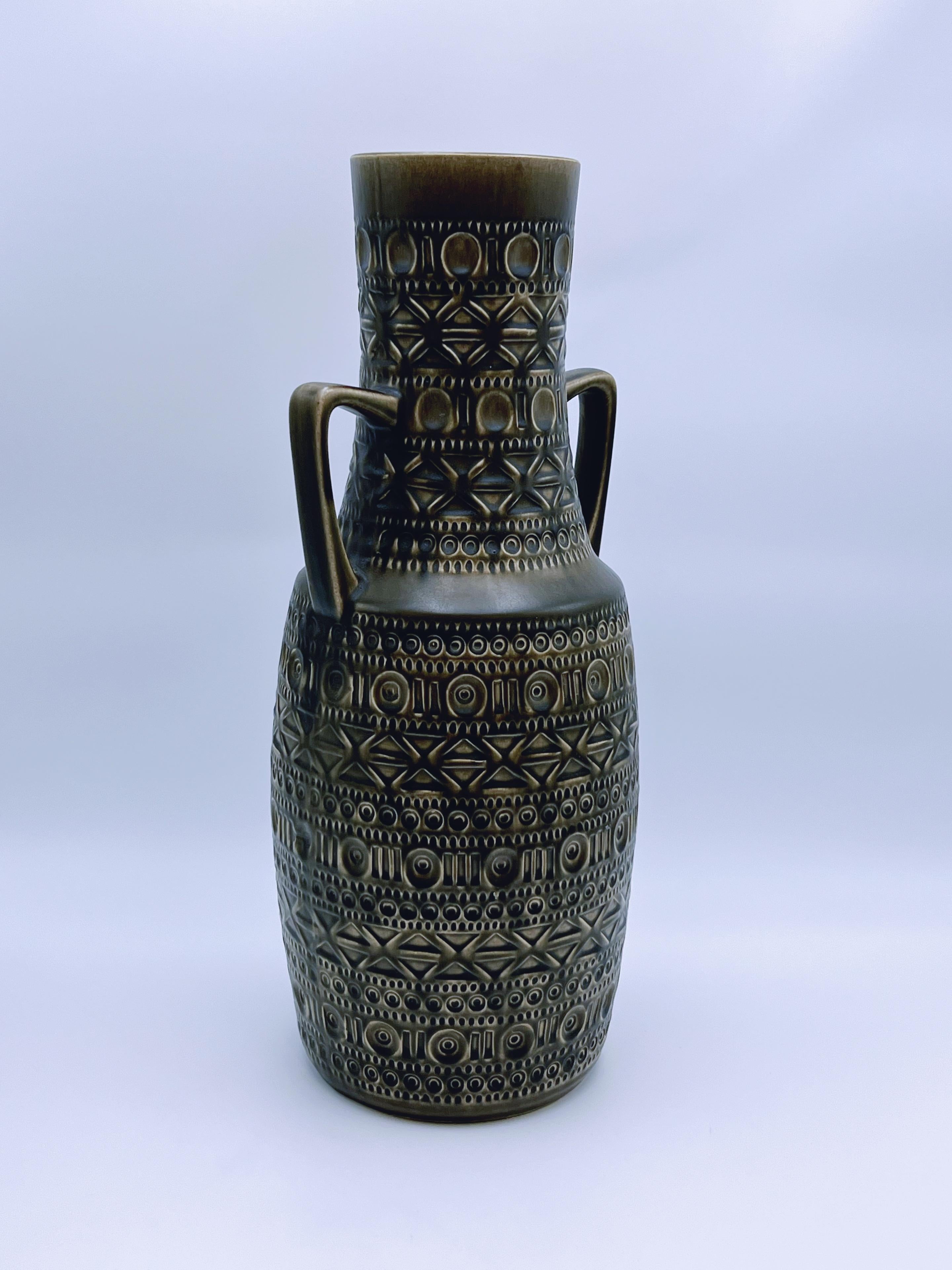 Rare XL Bodo Mans Mid-Century Modern BAY Ceramic Urn Vase, c.1960/70s For Sale 10