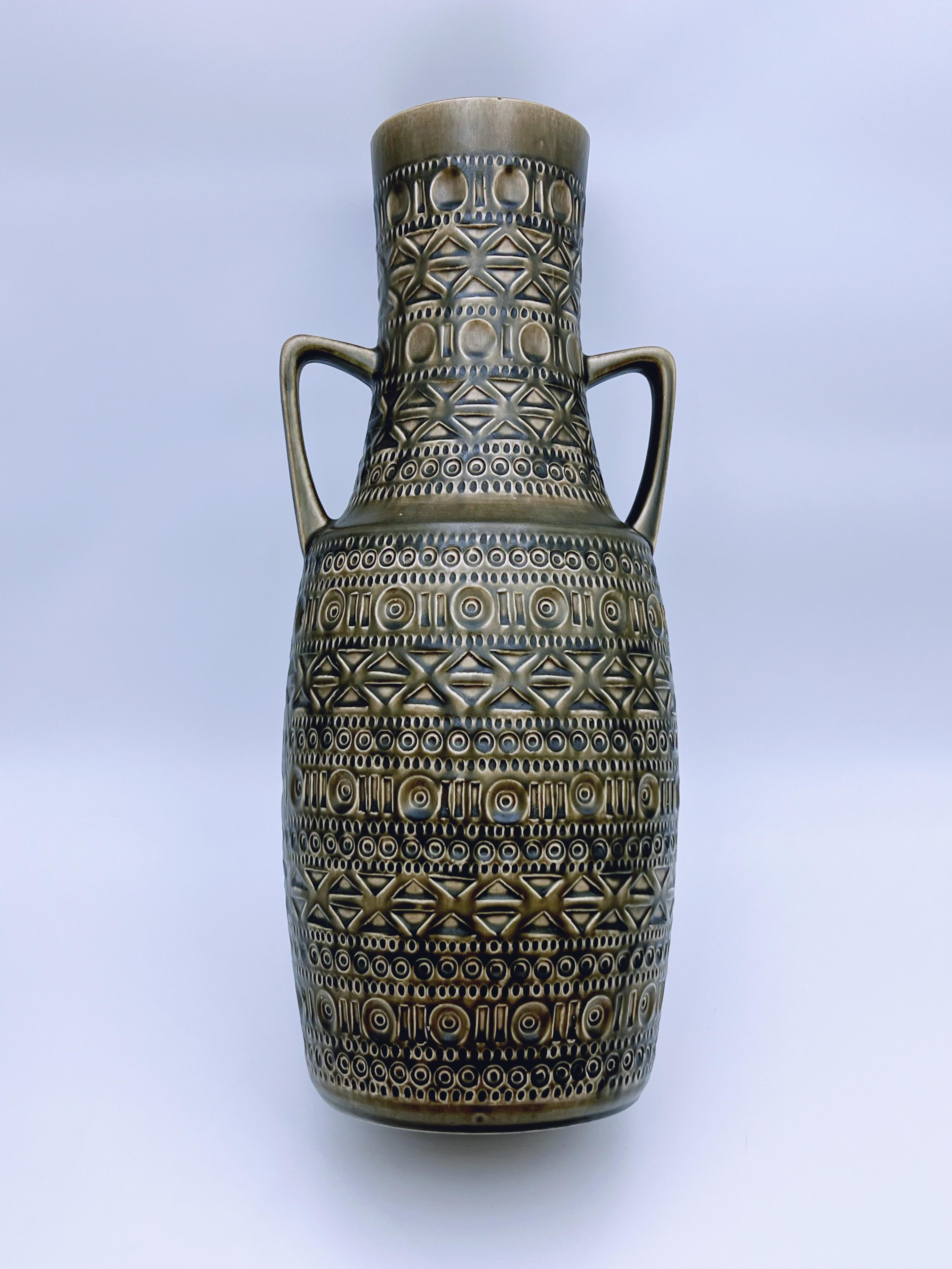 Rare XL Bodo Mans Mid-Century Modern BAY Ceramic Urn Vase, c.1960/70s For Sale 11