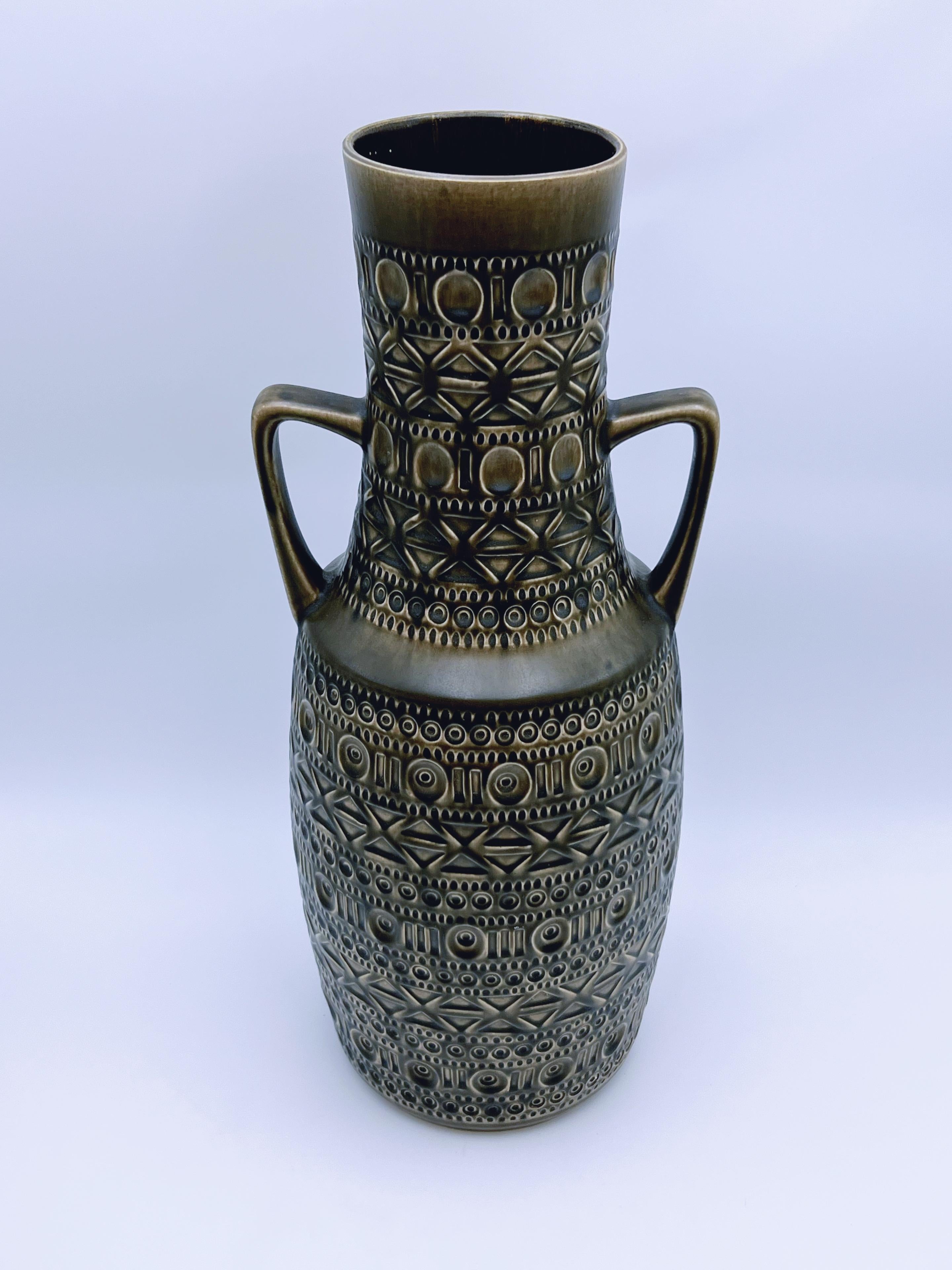 20th Century Rare XL Bodo Mans Mid-Century Modern BAY Ceramic Urn Vase, c.1960/70s For Sale