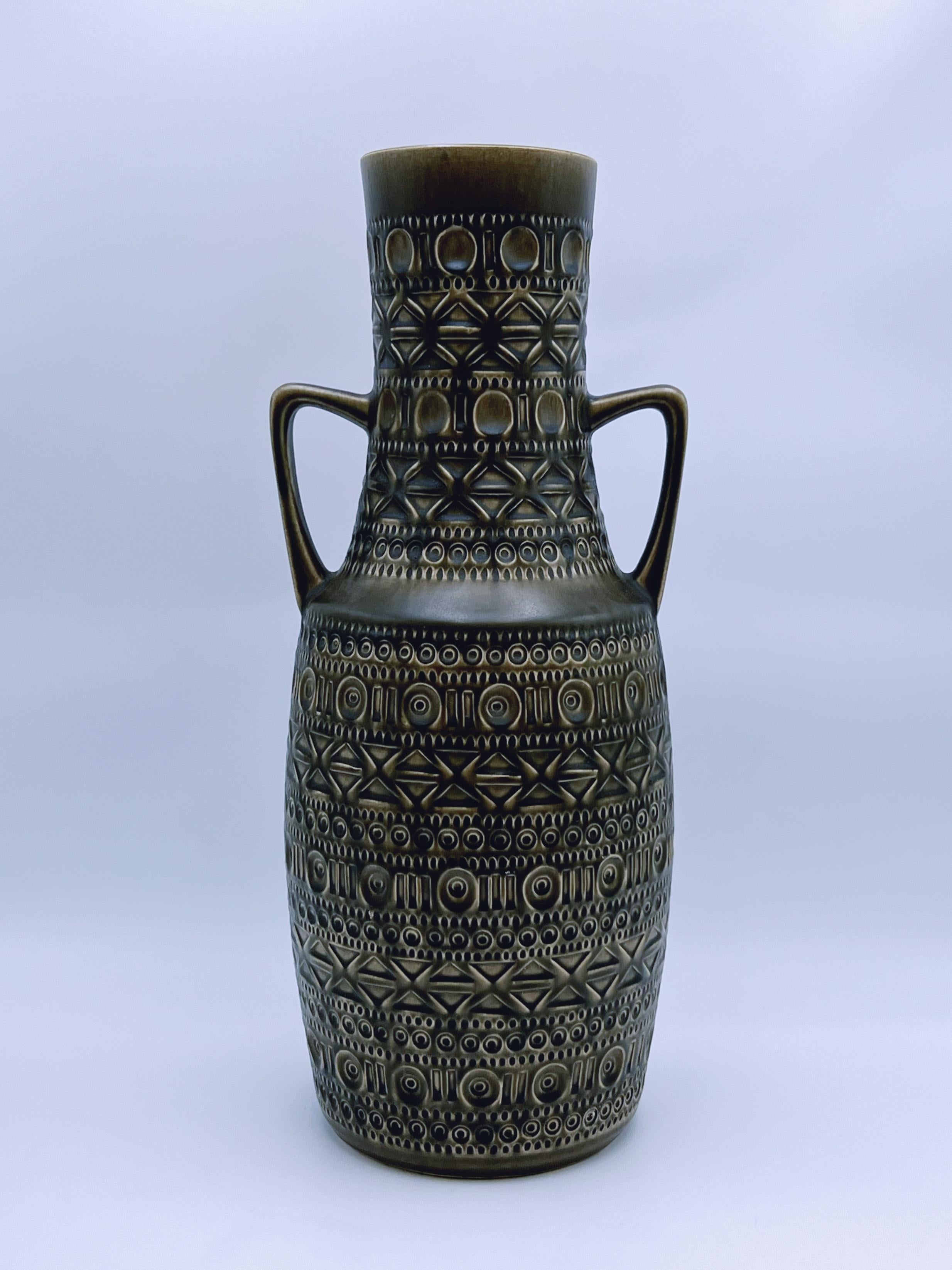 Rare XL Bodo Mans Mid-Century Modern BAY Ceramic Urn Vase, c.1960/70s For Sale 1