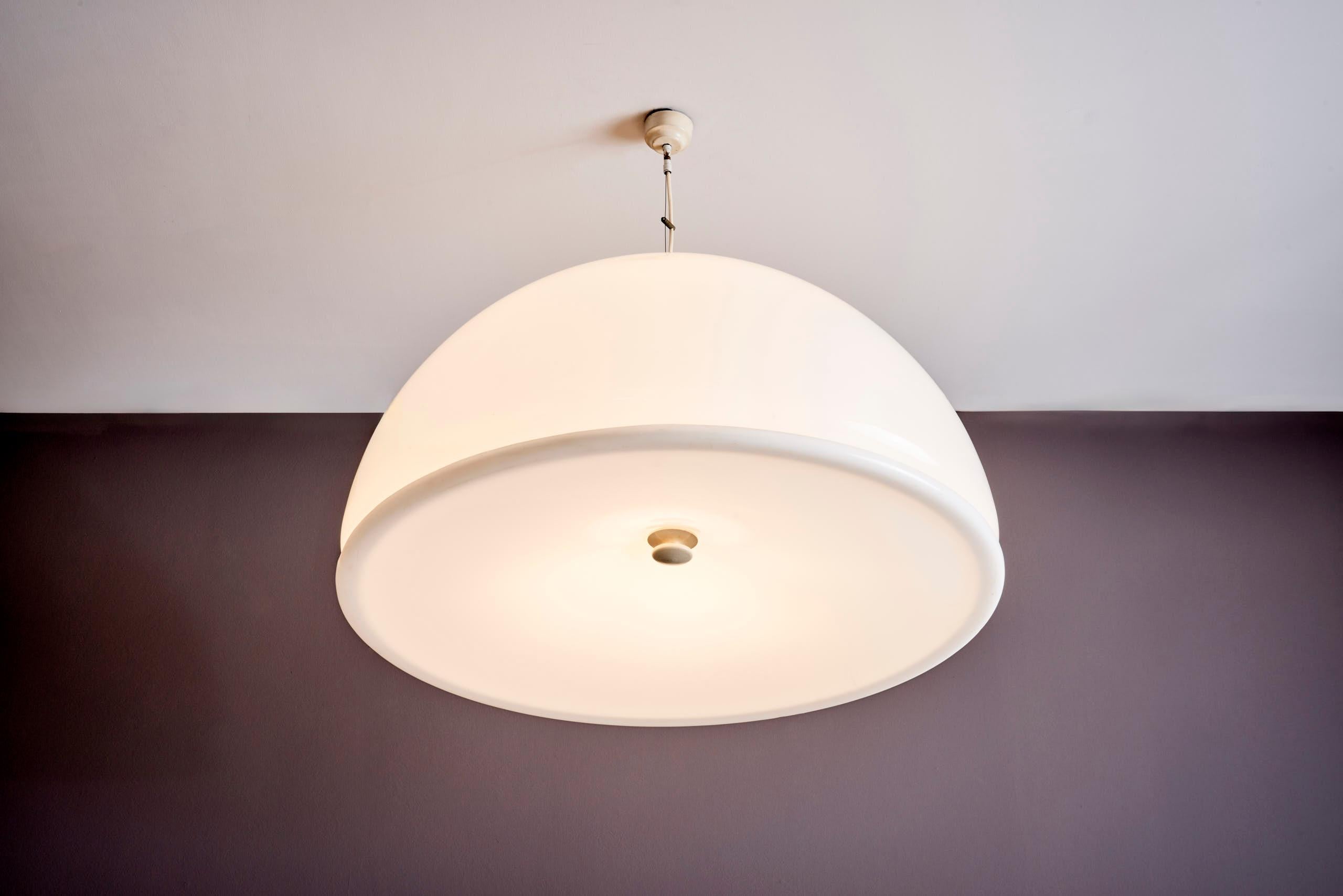 Mid-Century moderno Rare XL Pendant Lamp by Martinelli Luce in vendita