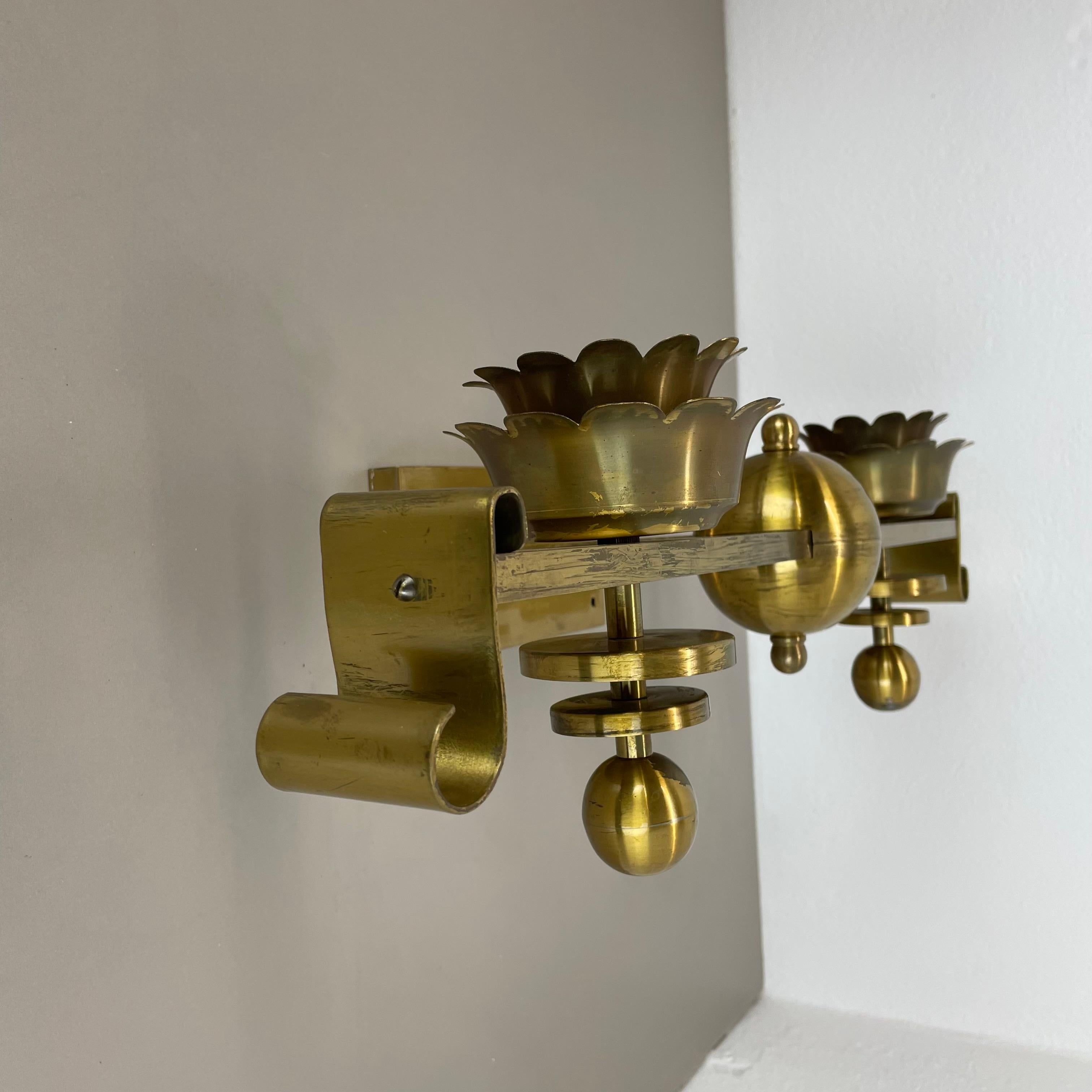 Metal rare xxl art deco 65cm solid Brass Stilnovo Style Theatre Wall Light Italy 1950s For Sale