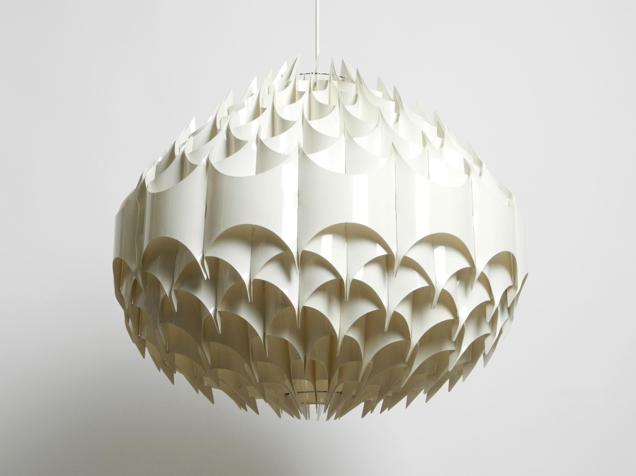 Rare XXL pendant lamp Rytmic by Havlova Milanda 1969 for Vest  Made in Austria For Sale 4