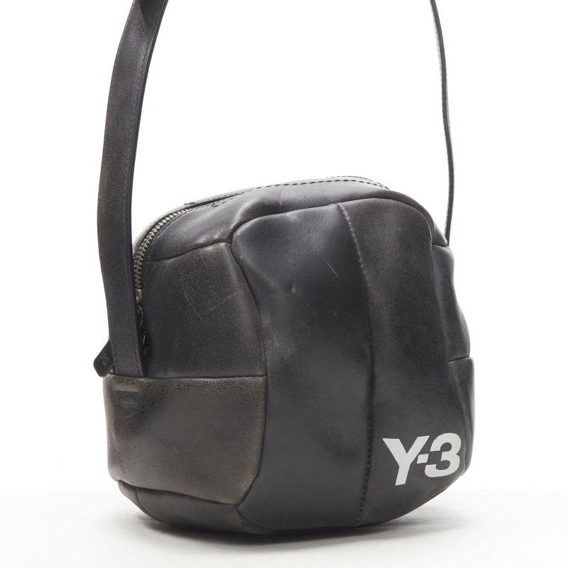 rare Y3 YOHJI YAMAMOTO ADIDAS volleyball distressed leather crossbody bag In Good Condition For Sale In Hong Kong, NT