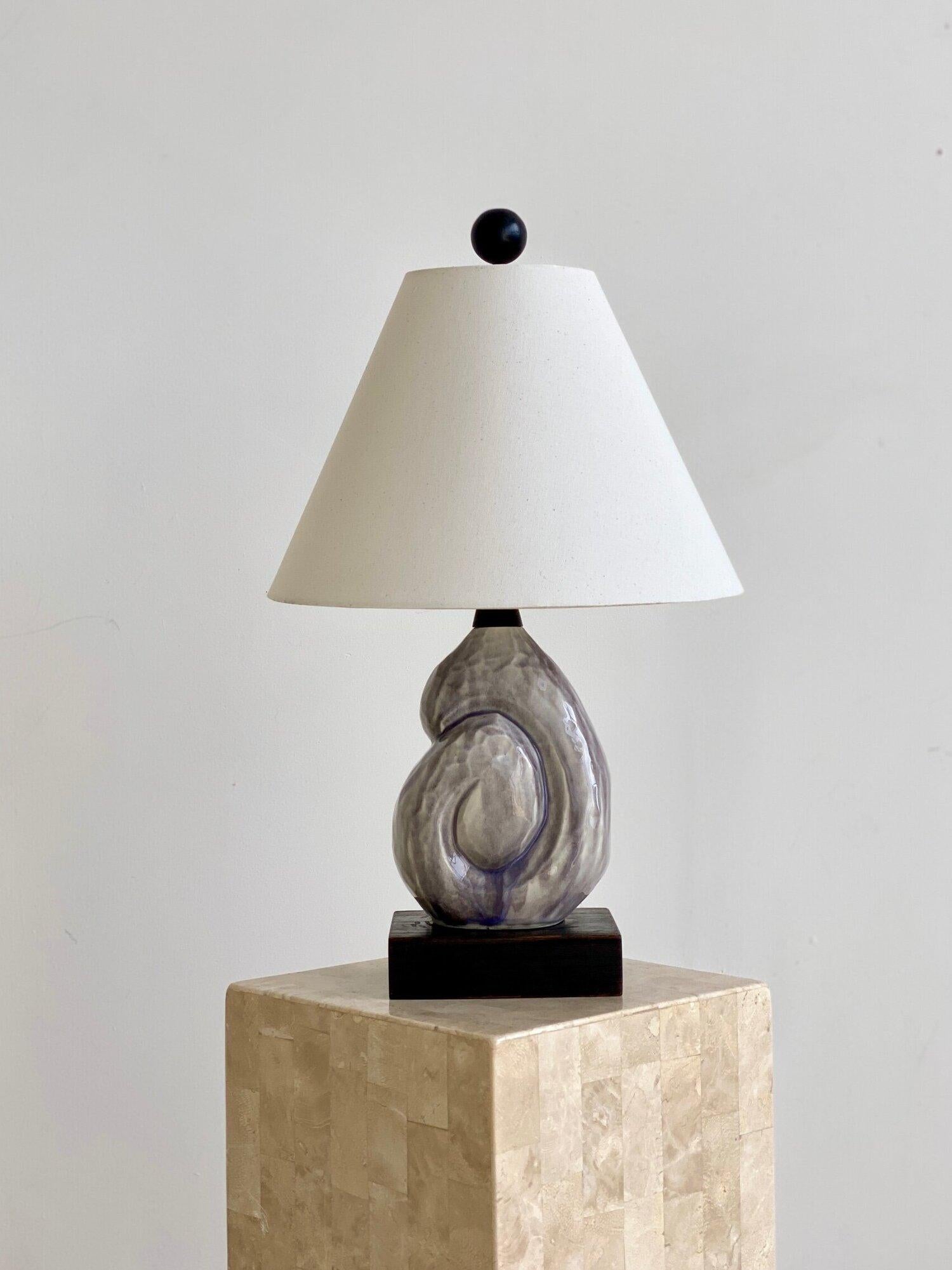 Mid-Century Modern Rare Yasha Heifetz Mounted Lavender Glazed Ceramic Nautilus Shell Lamp, 1950s For Sale