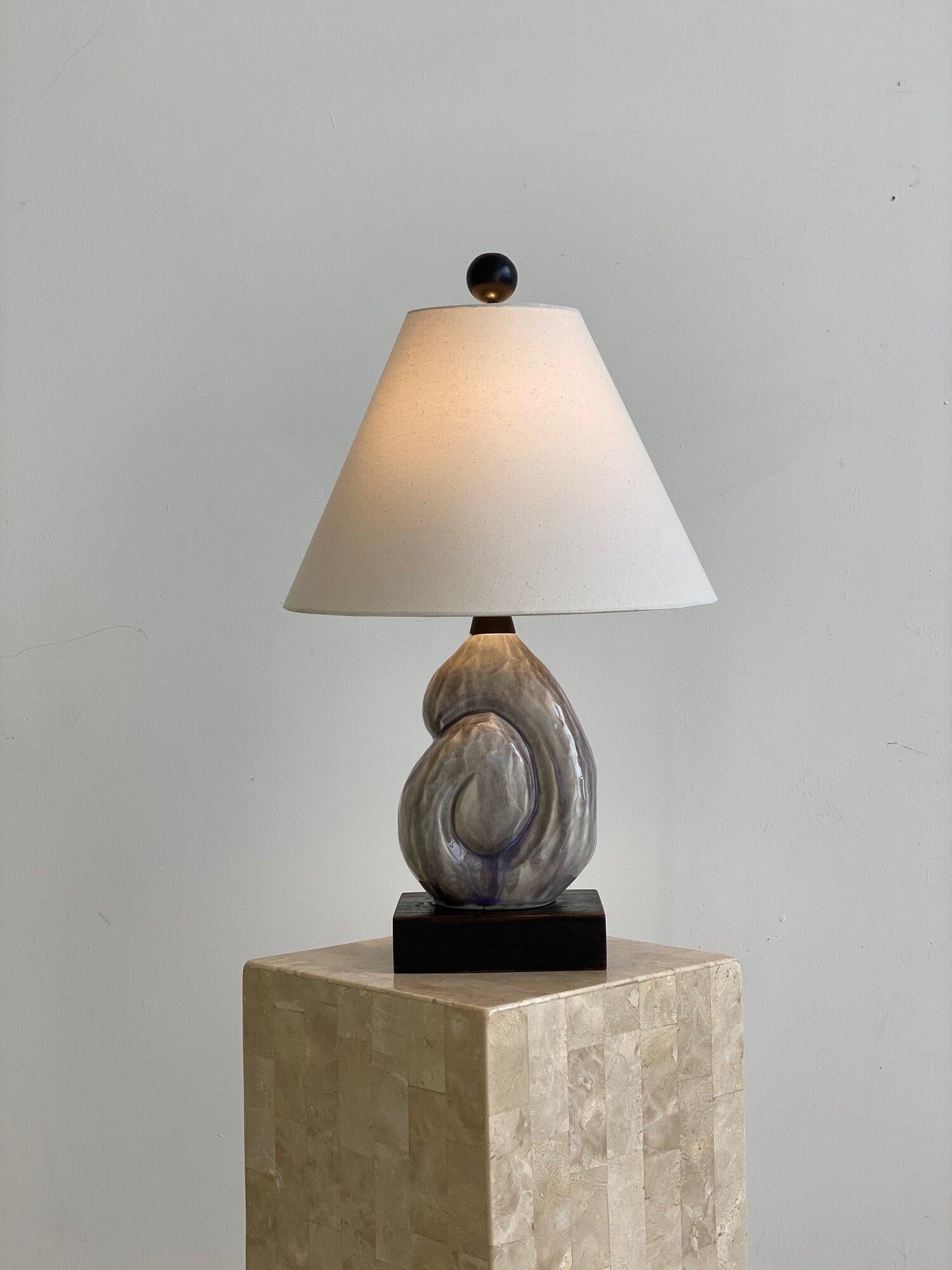 Rare Yasha Heifetz Mounted Lavender Glazed Ceramic Nautilus Shell Lamp, 1950s For Sale 1