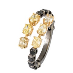 Rare Yellow Black Diamond White 18K Gold White Diamond Ring for Her