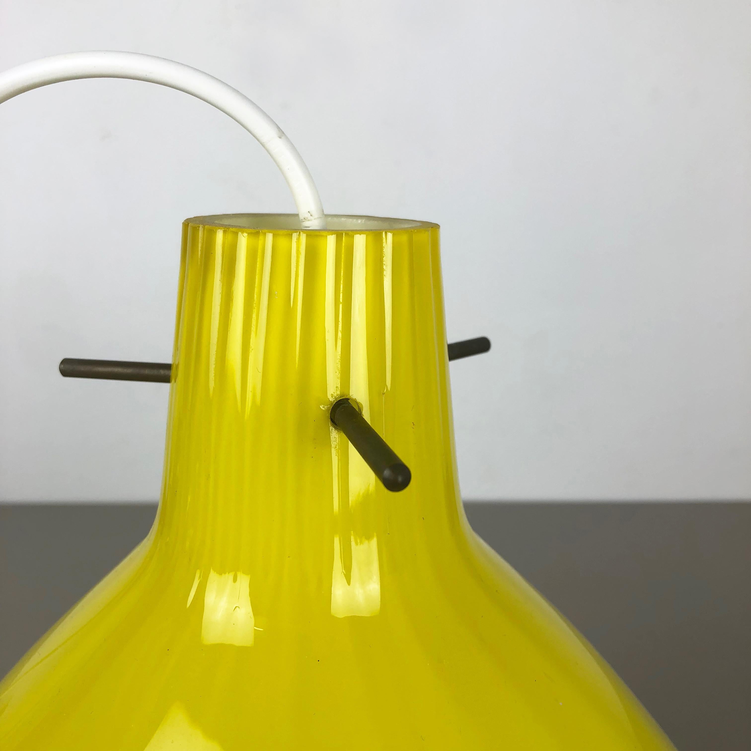 Rare Yellow Murano Glass Hanging Light Stilnovo Style, Italy, 1960s 2
